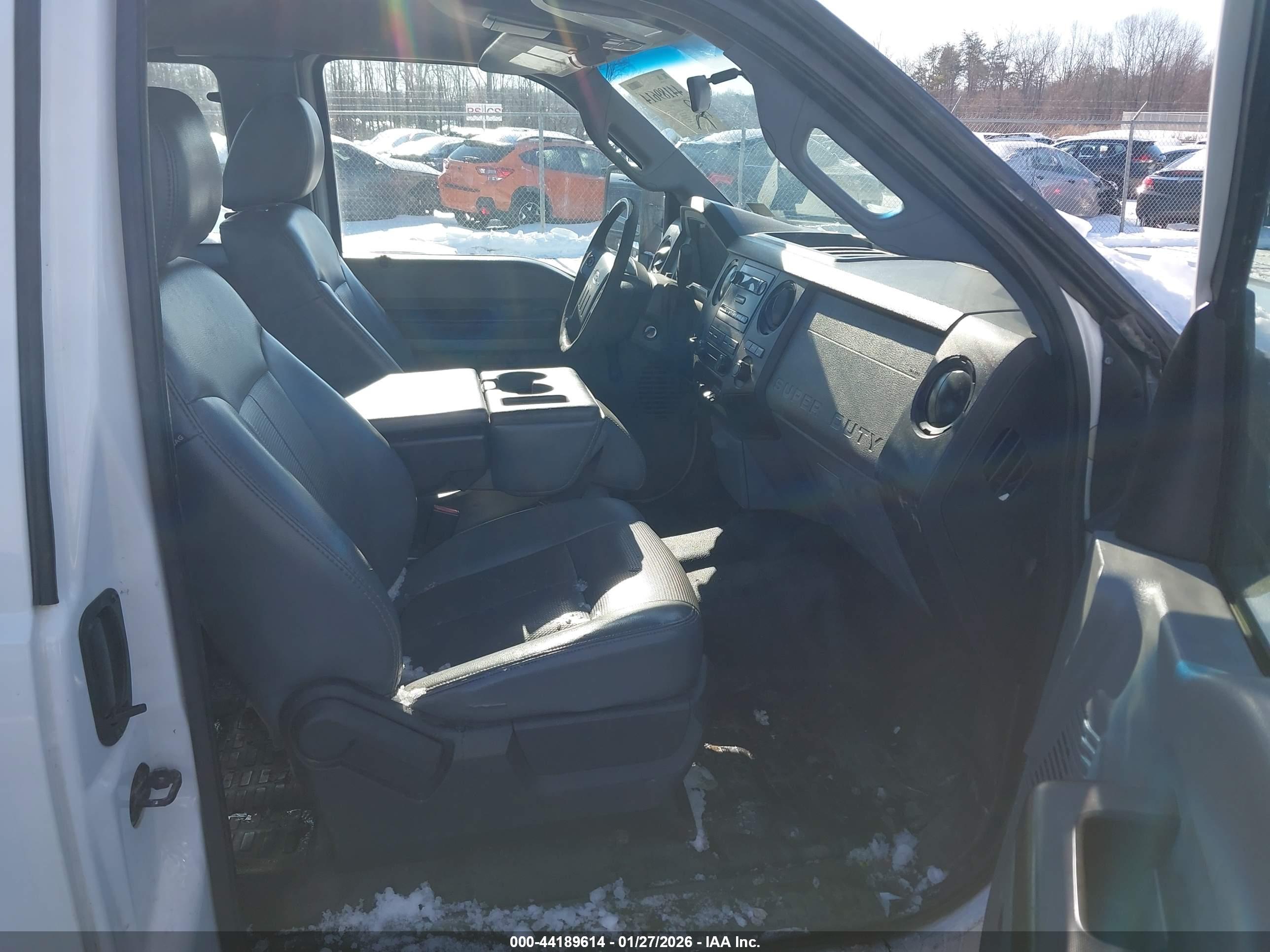 FORD F-350 image 7