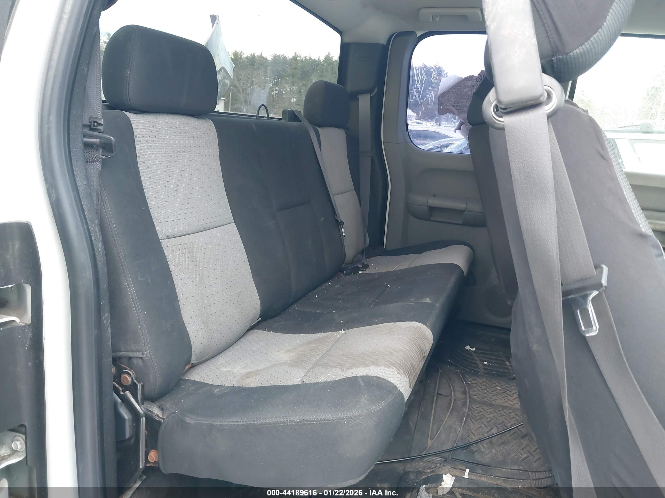 GMC SIERRA image 8