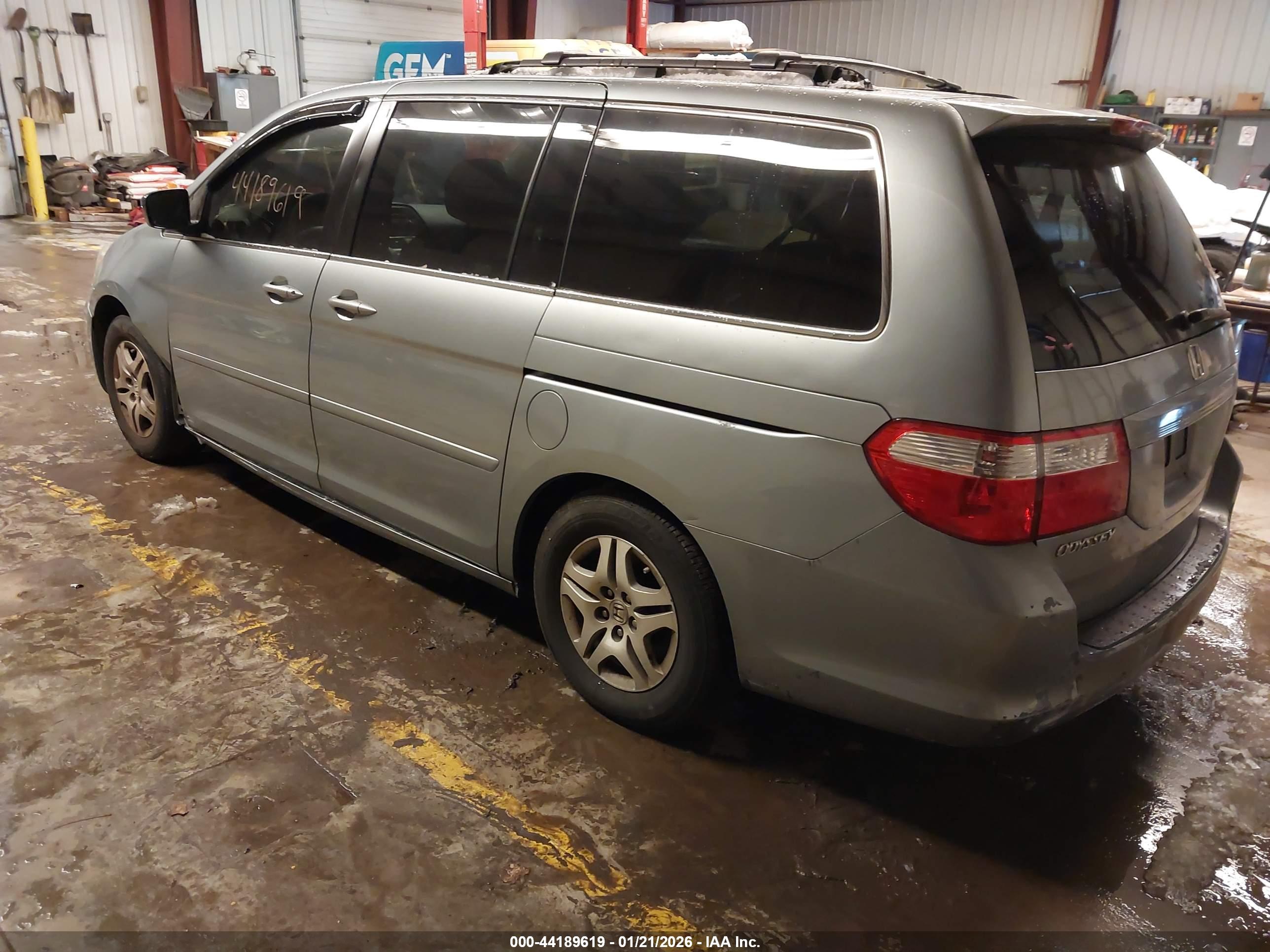 HONDA ODYSSEY image 3