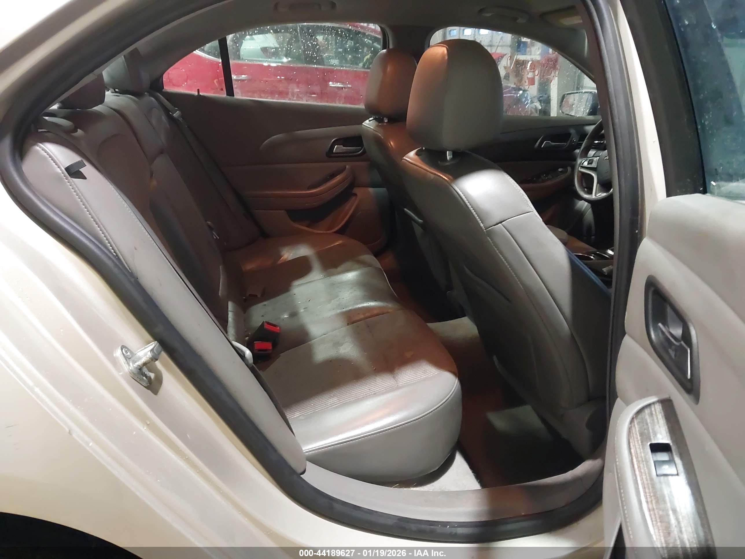 CHEVROLET MALIBU image 8