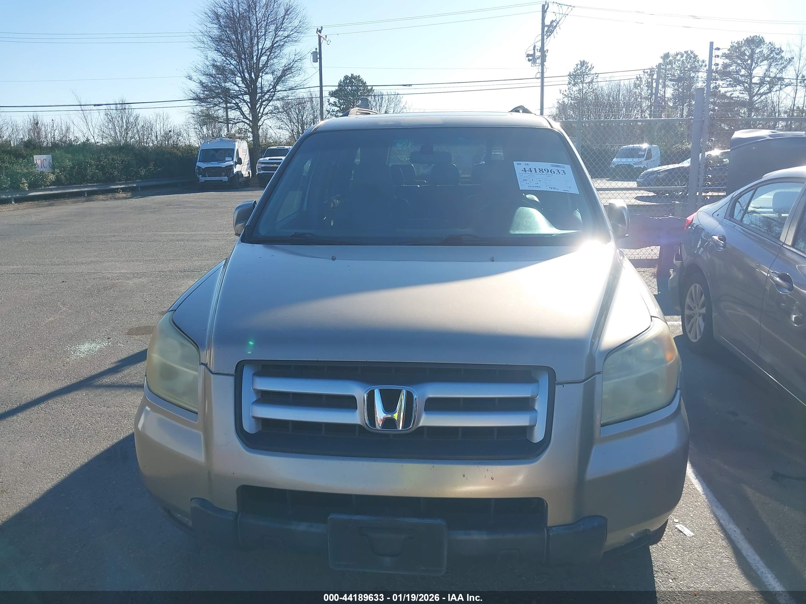 HONDA PILOT image 6