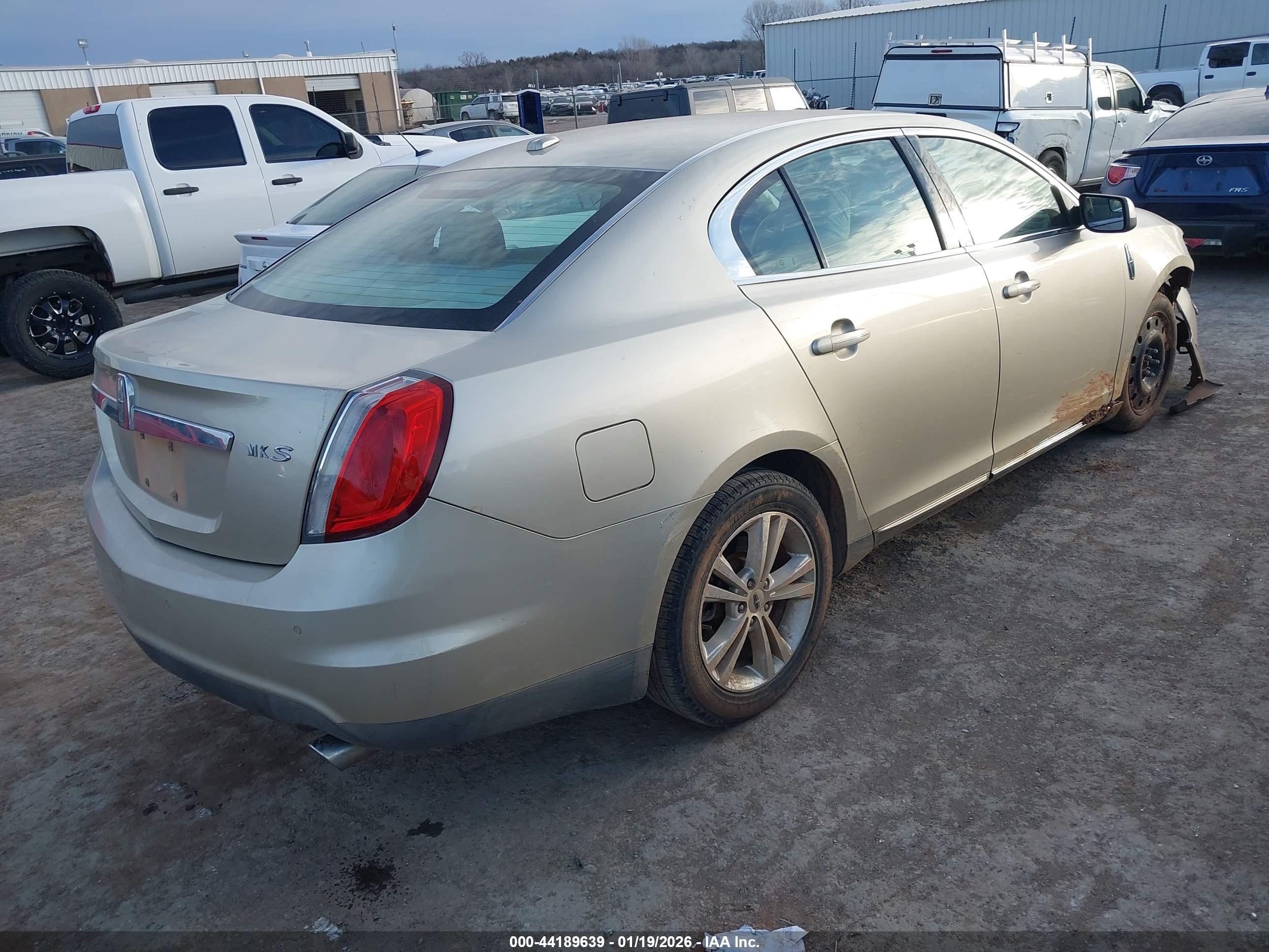 LINCOLN MKS image 4