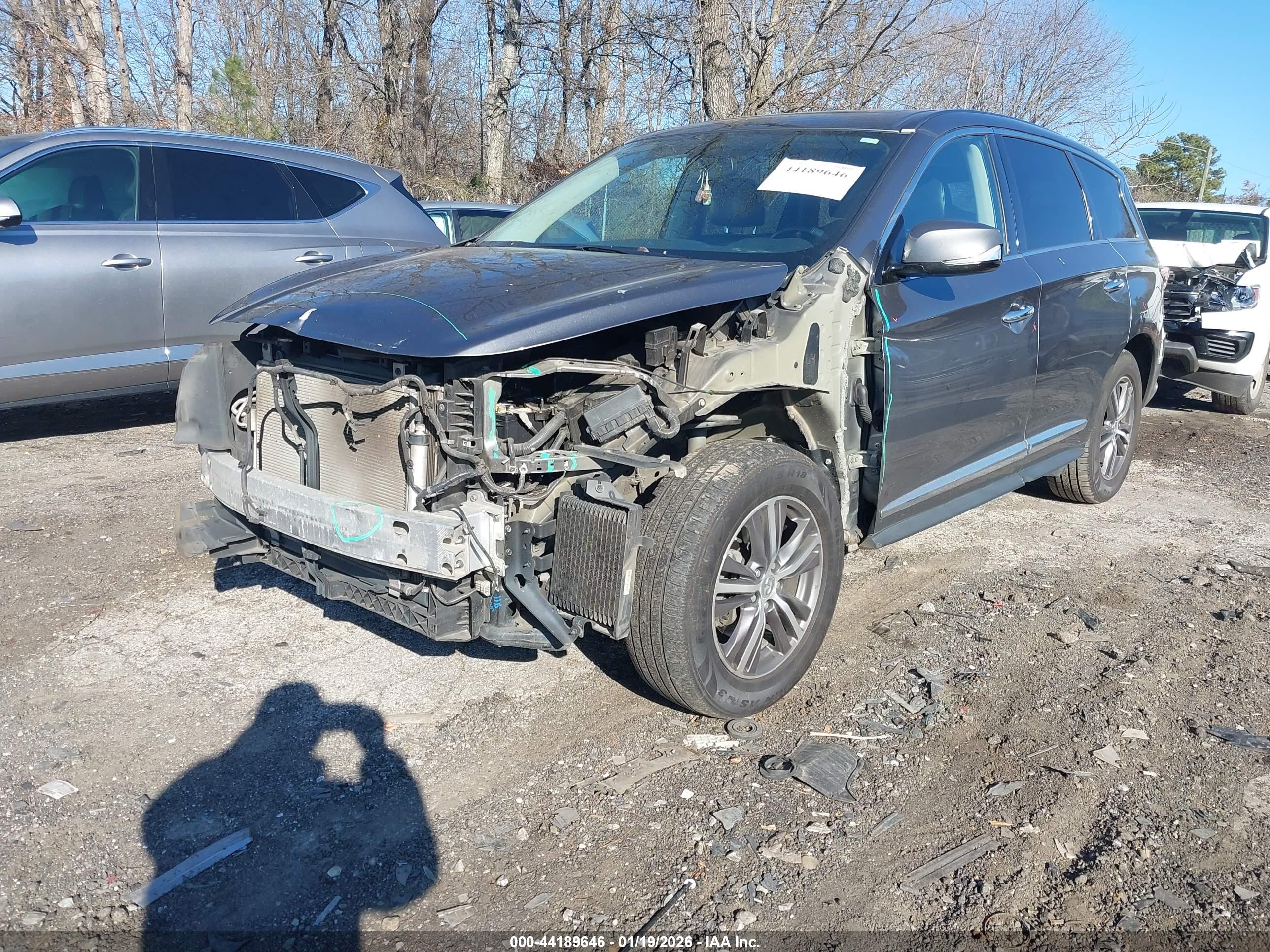INFINITI QX60 image 2