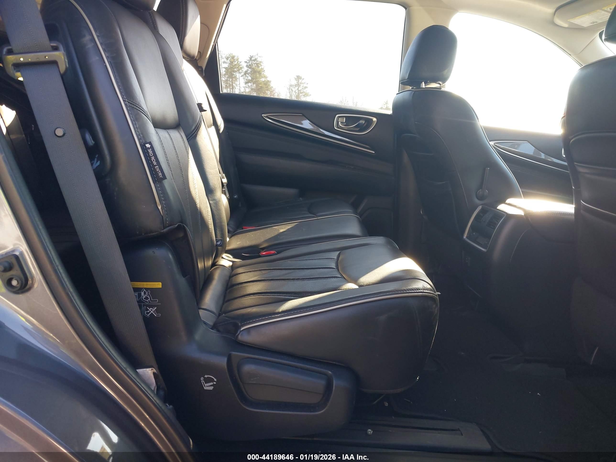 INFINITI QX60 image 8