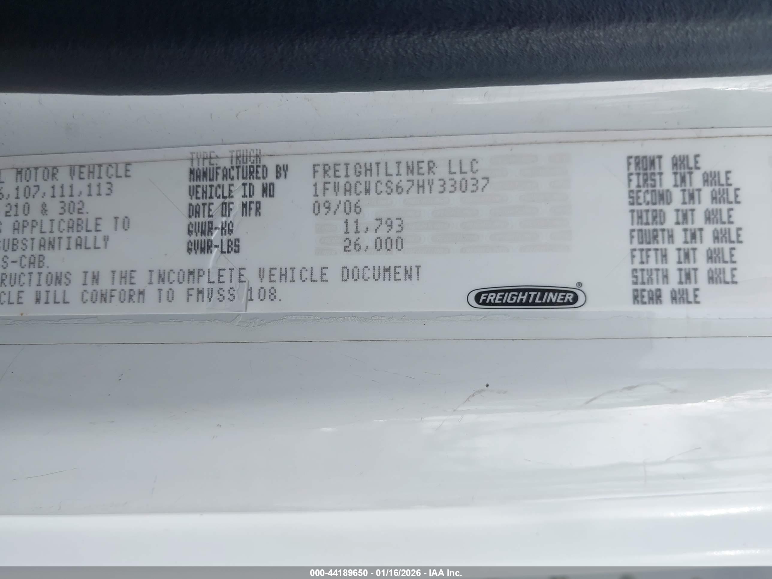 FREIGHTLINER M2 image 9