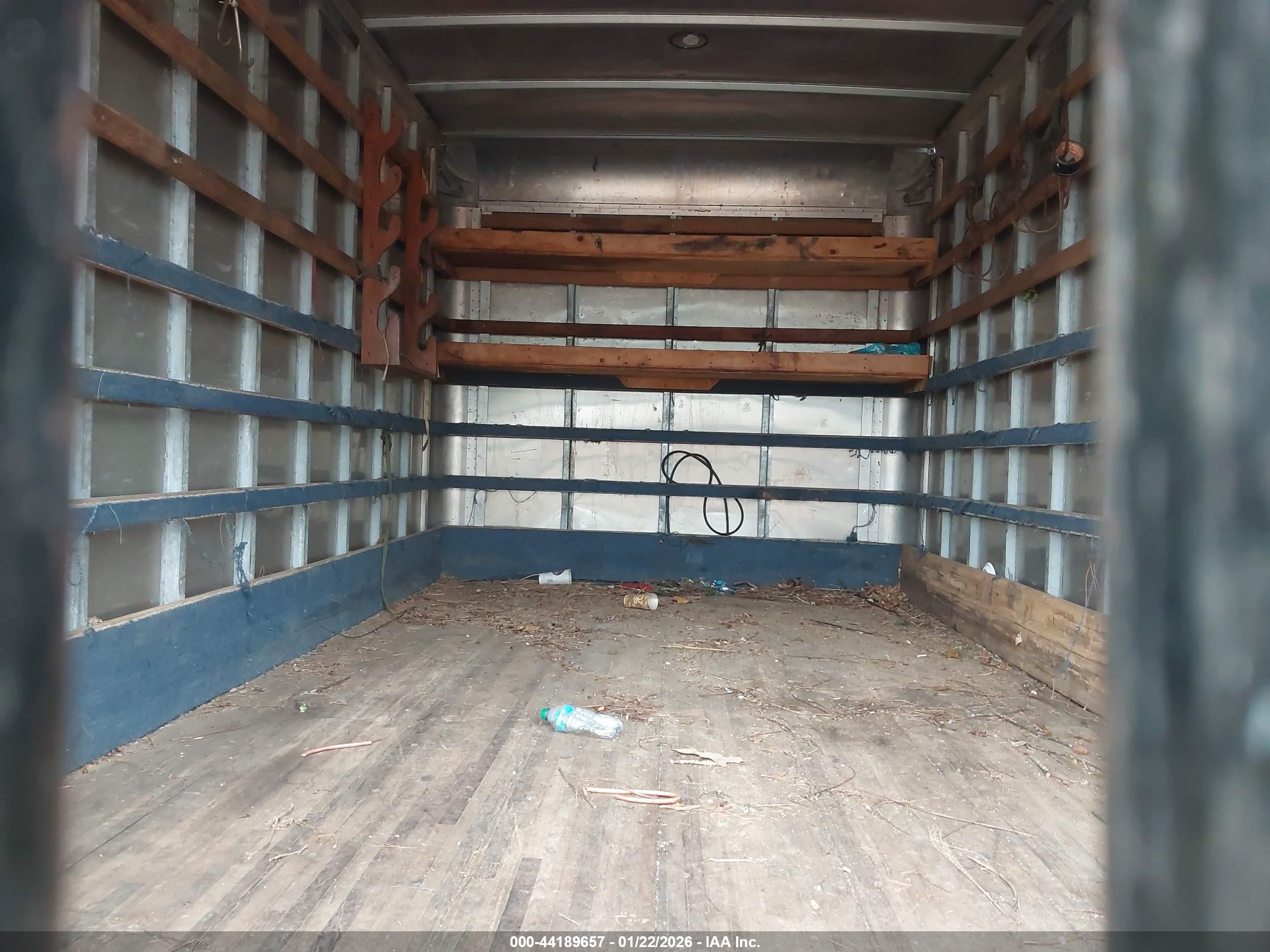 ISUZU W3S042 image 8