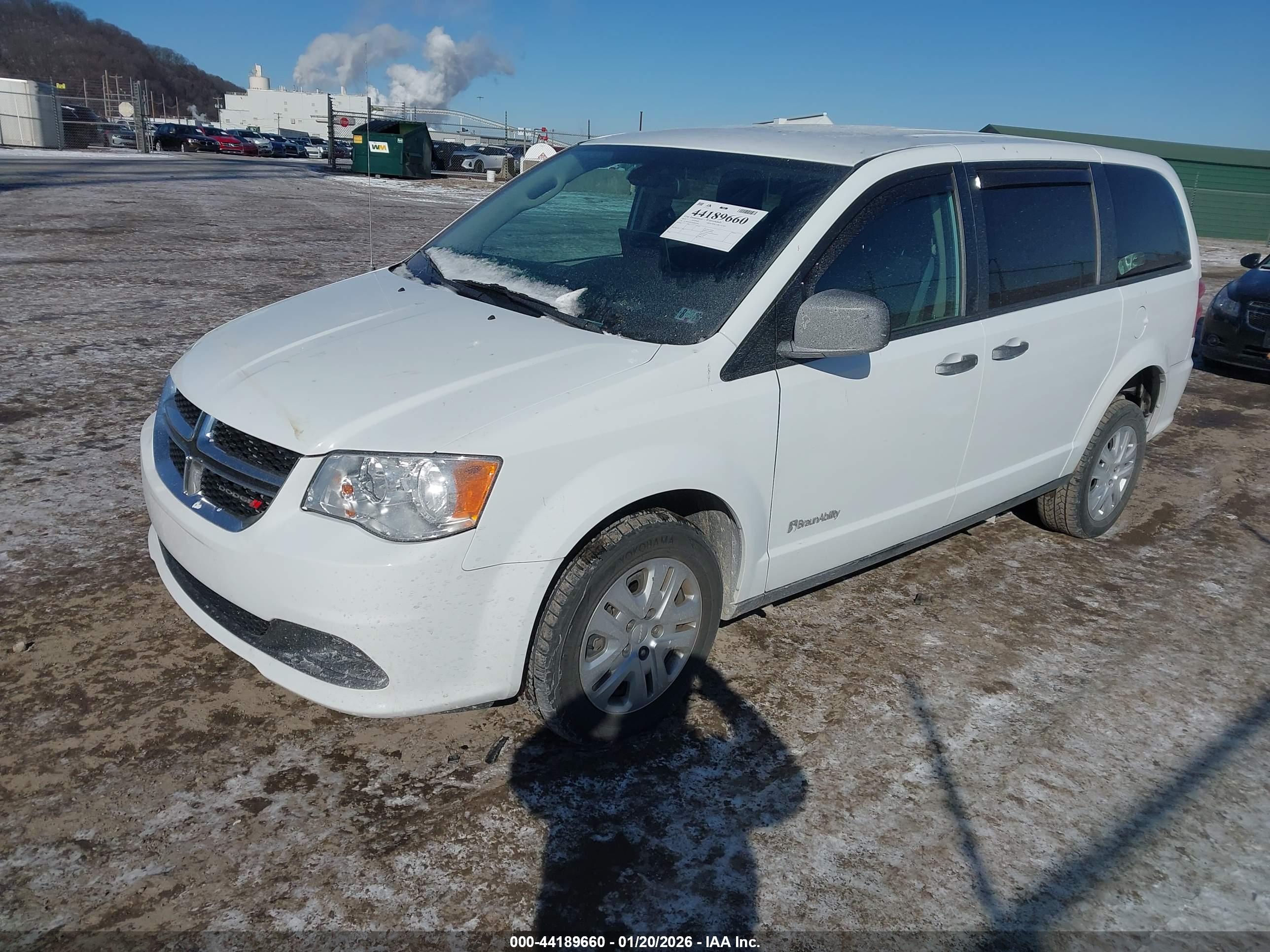 DODGE GRAND image 2