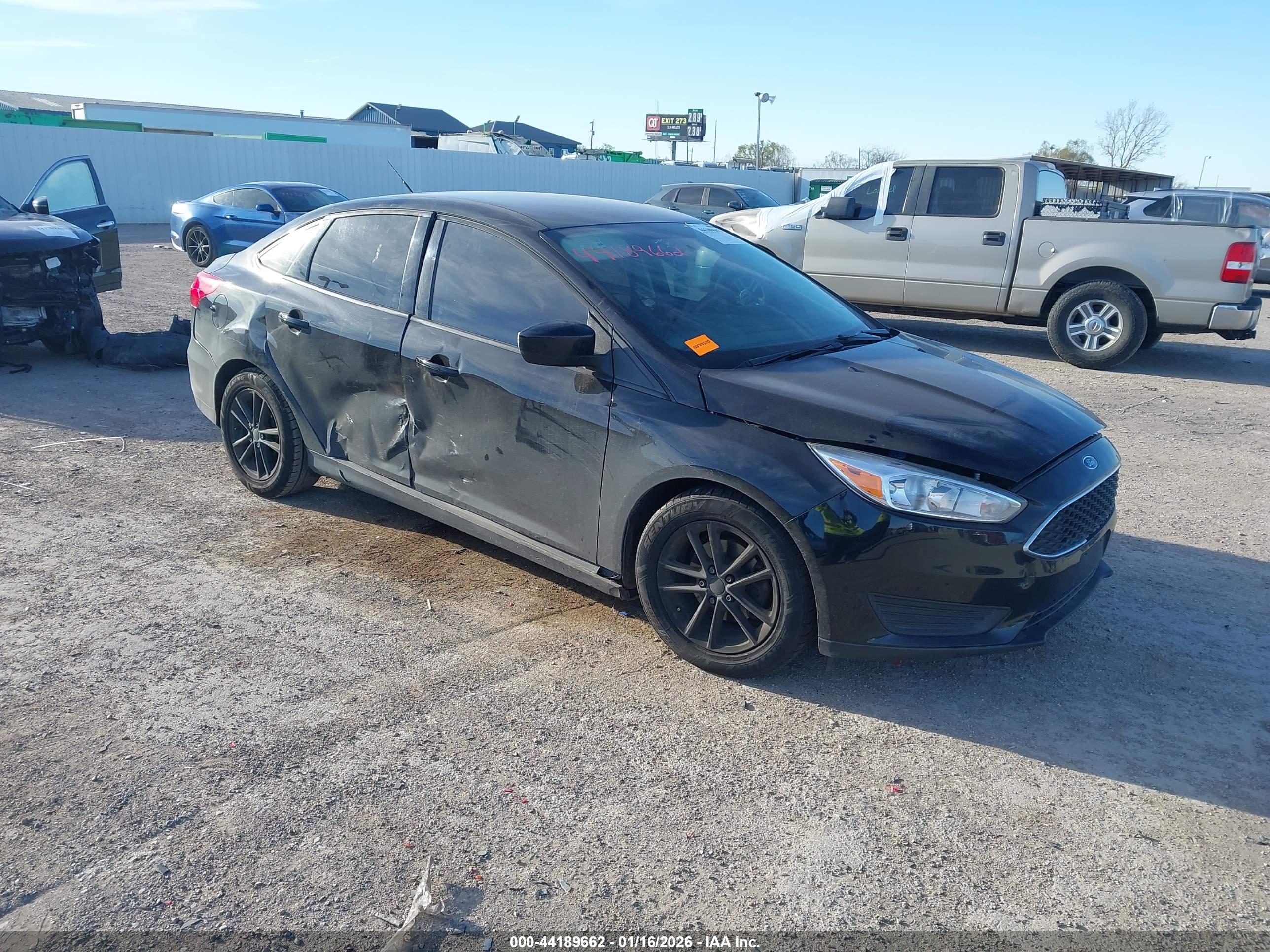 FORD FOCUS image 6