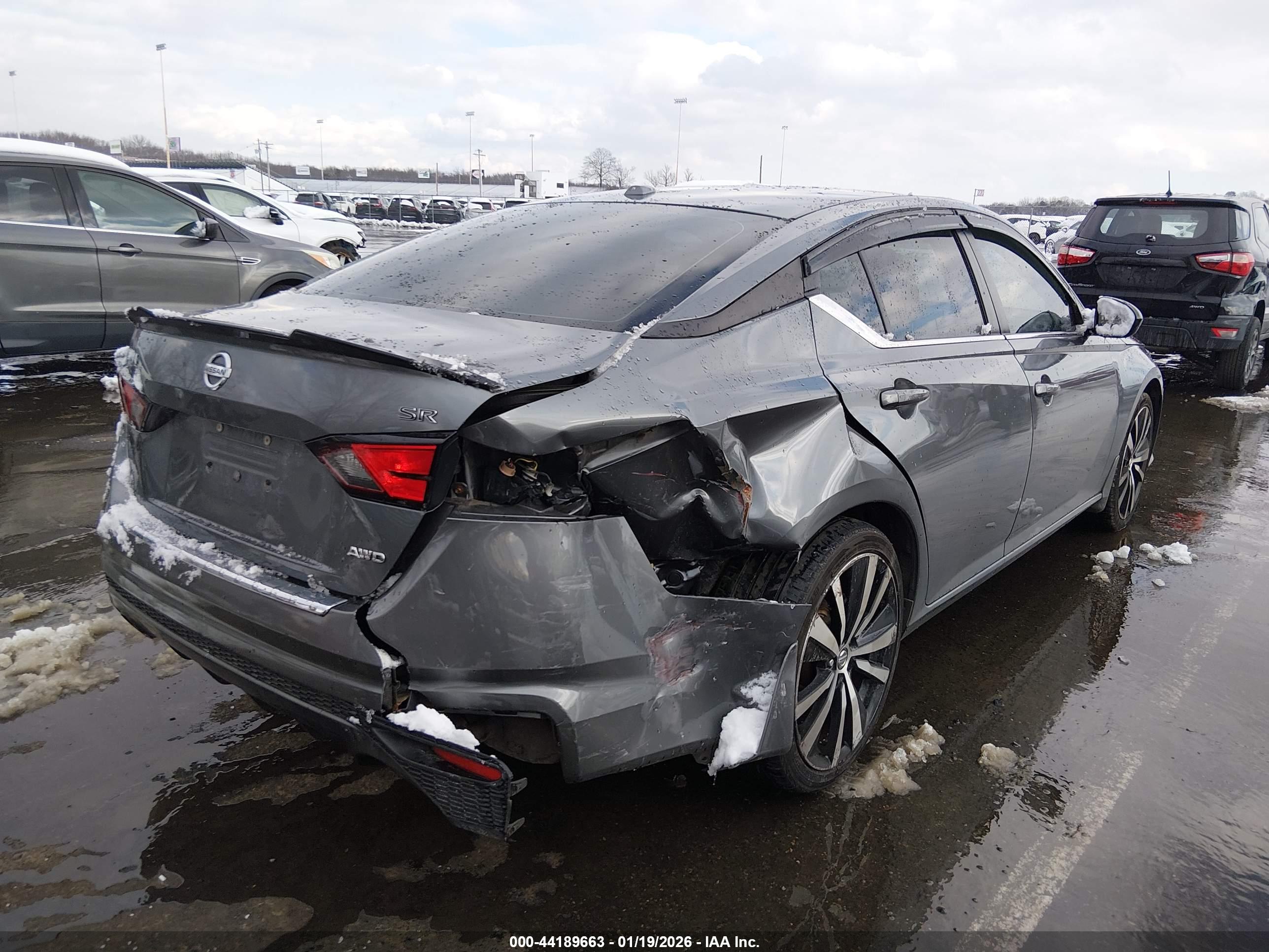 NISSAN ALTIMA image 4