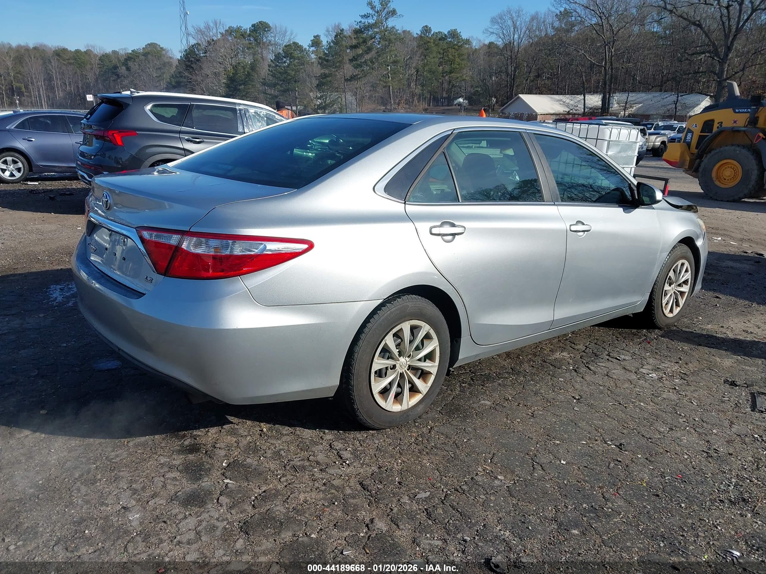 TOYOTA CAMRY image 4
