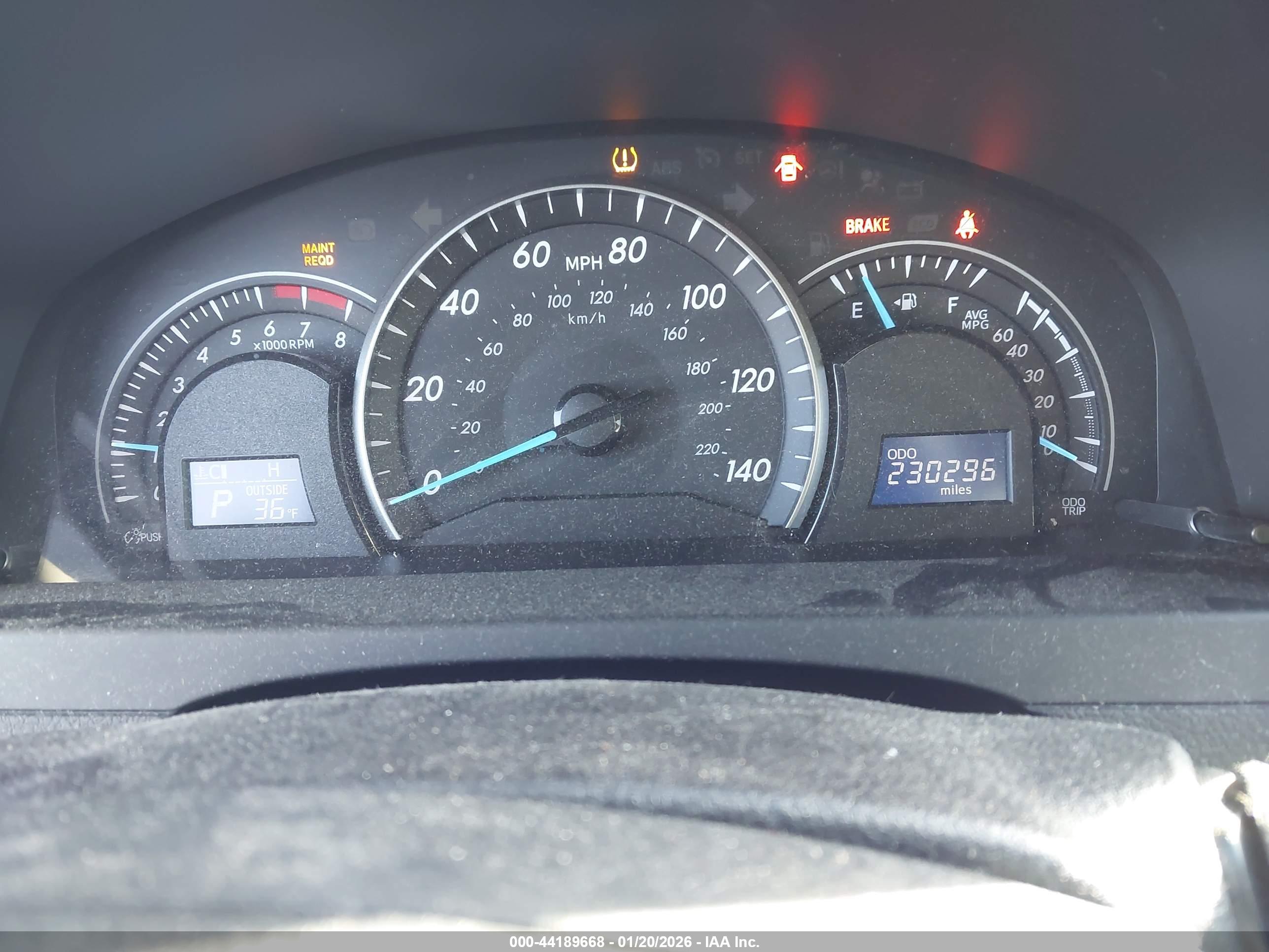 TOYOTA CAMRY image 7