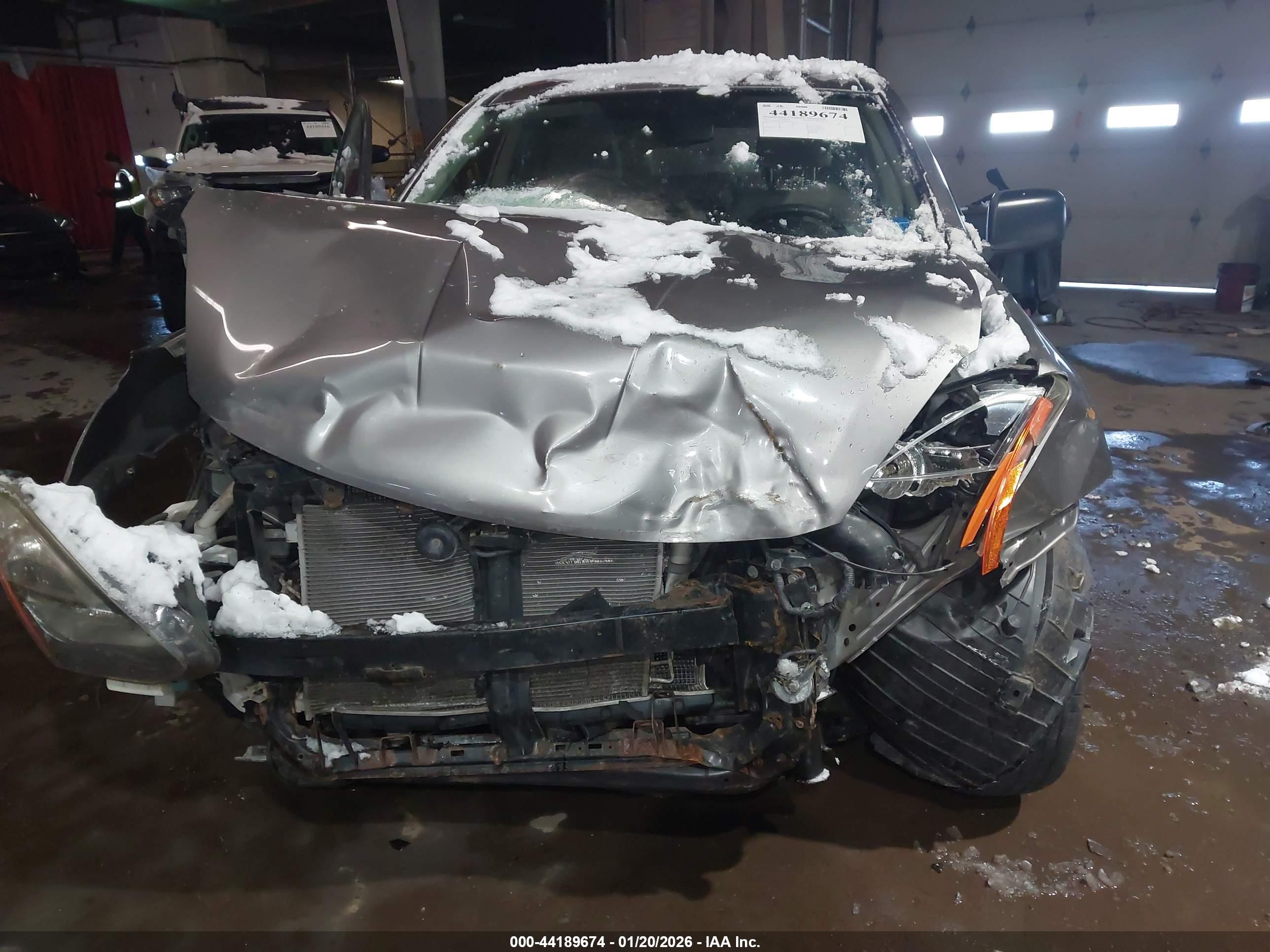 NISSAN ROGUE image 6
