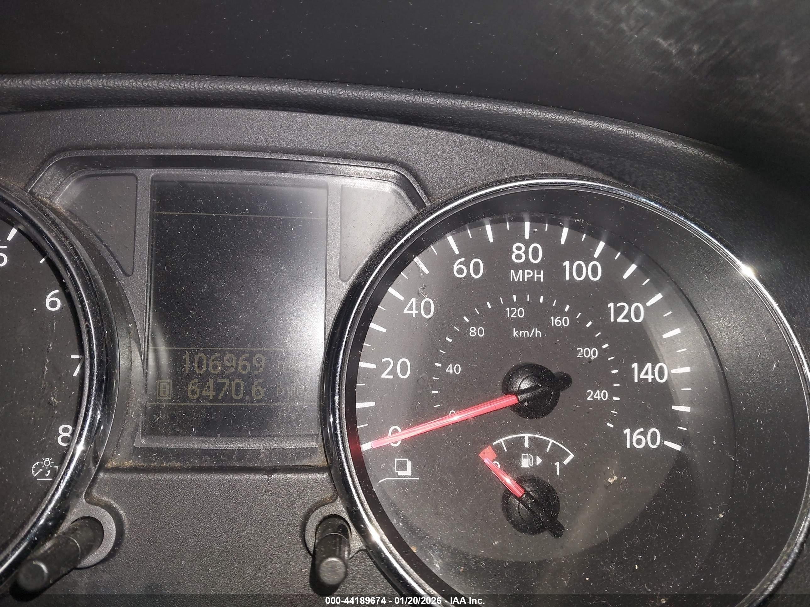 NISSAN ROGUE image 7