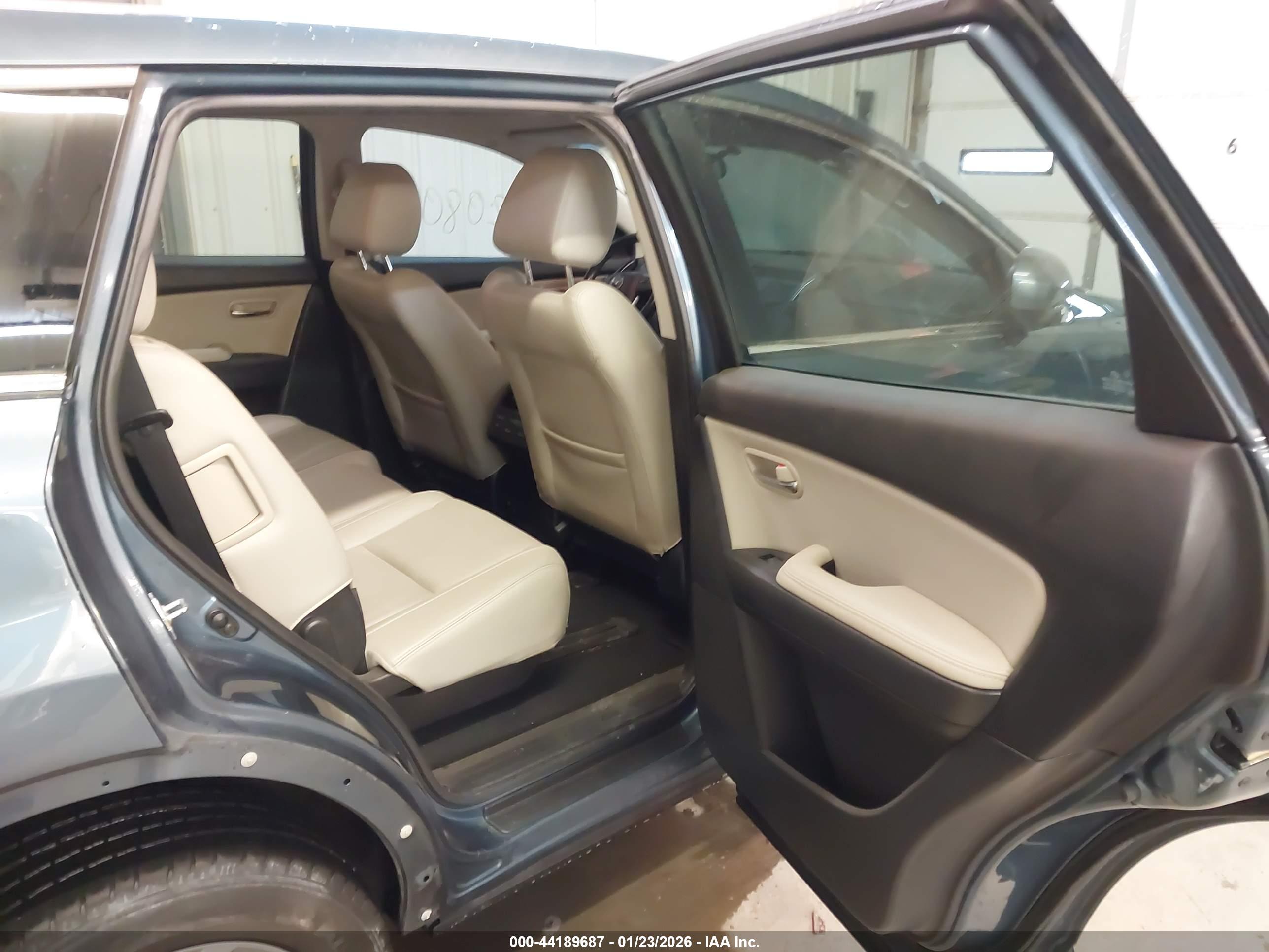 MAZDA CX-9 image 8
