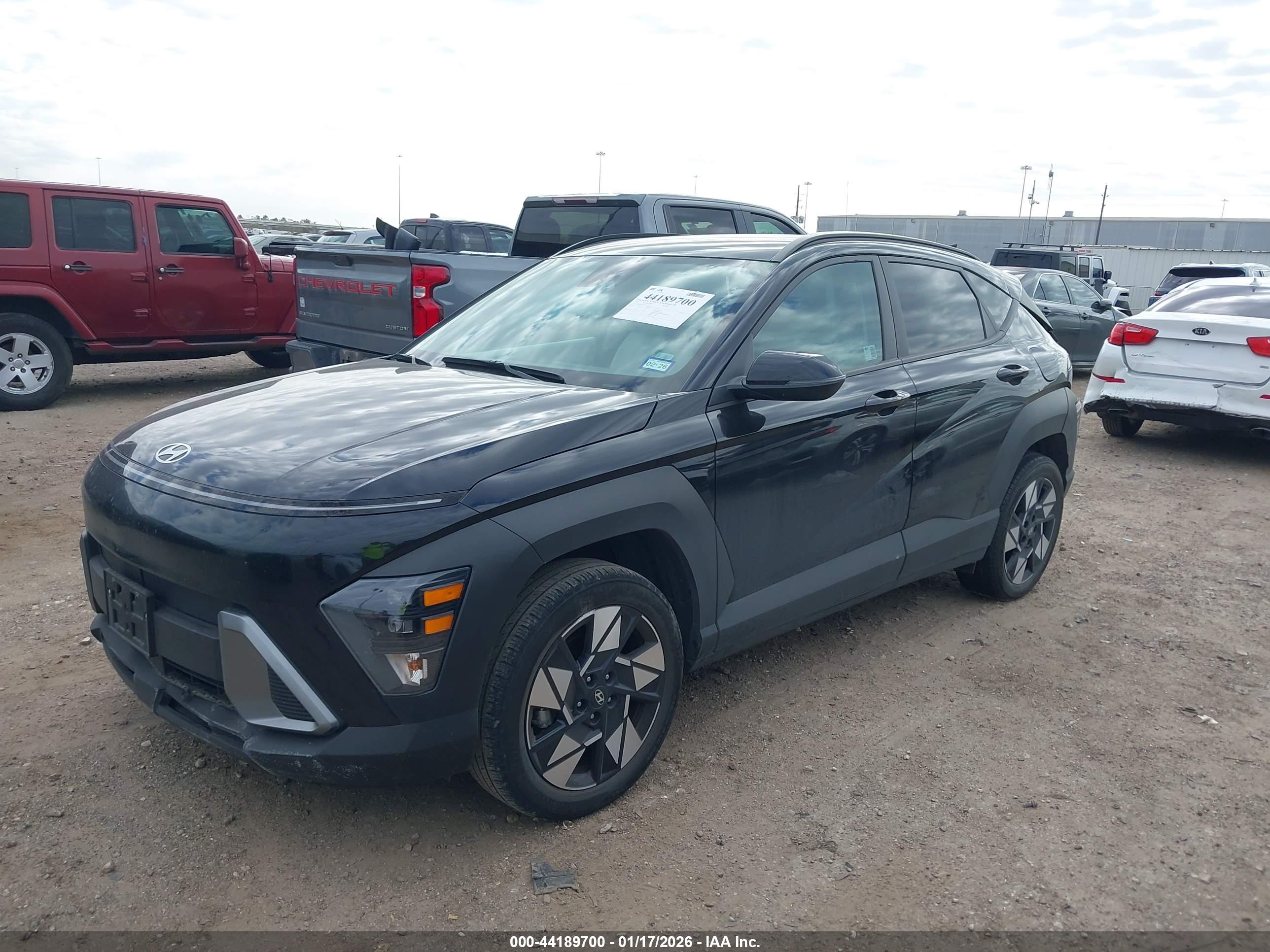 HYUNDAI KONA image 2