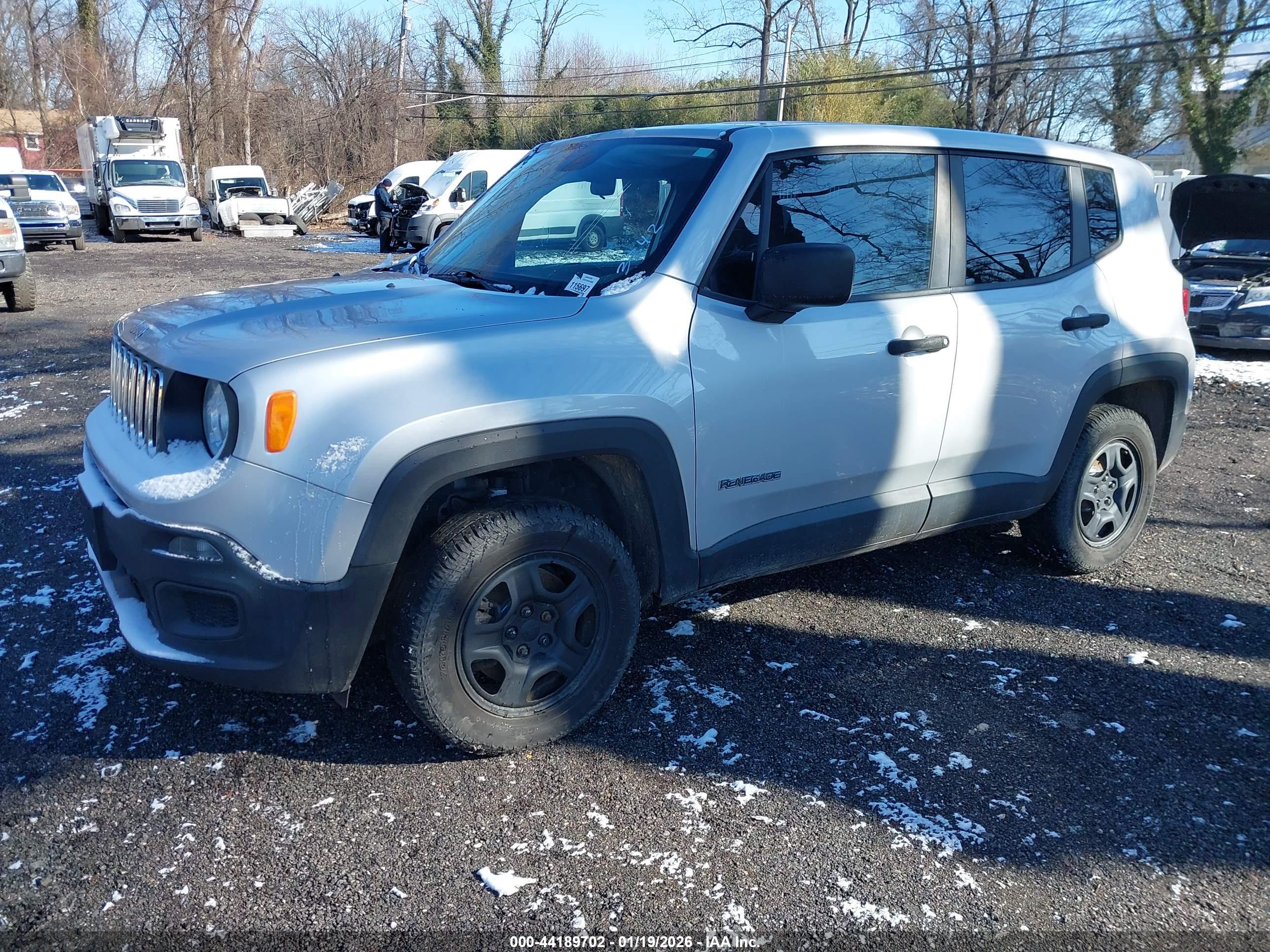 JEEP RENEGADE image 2
