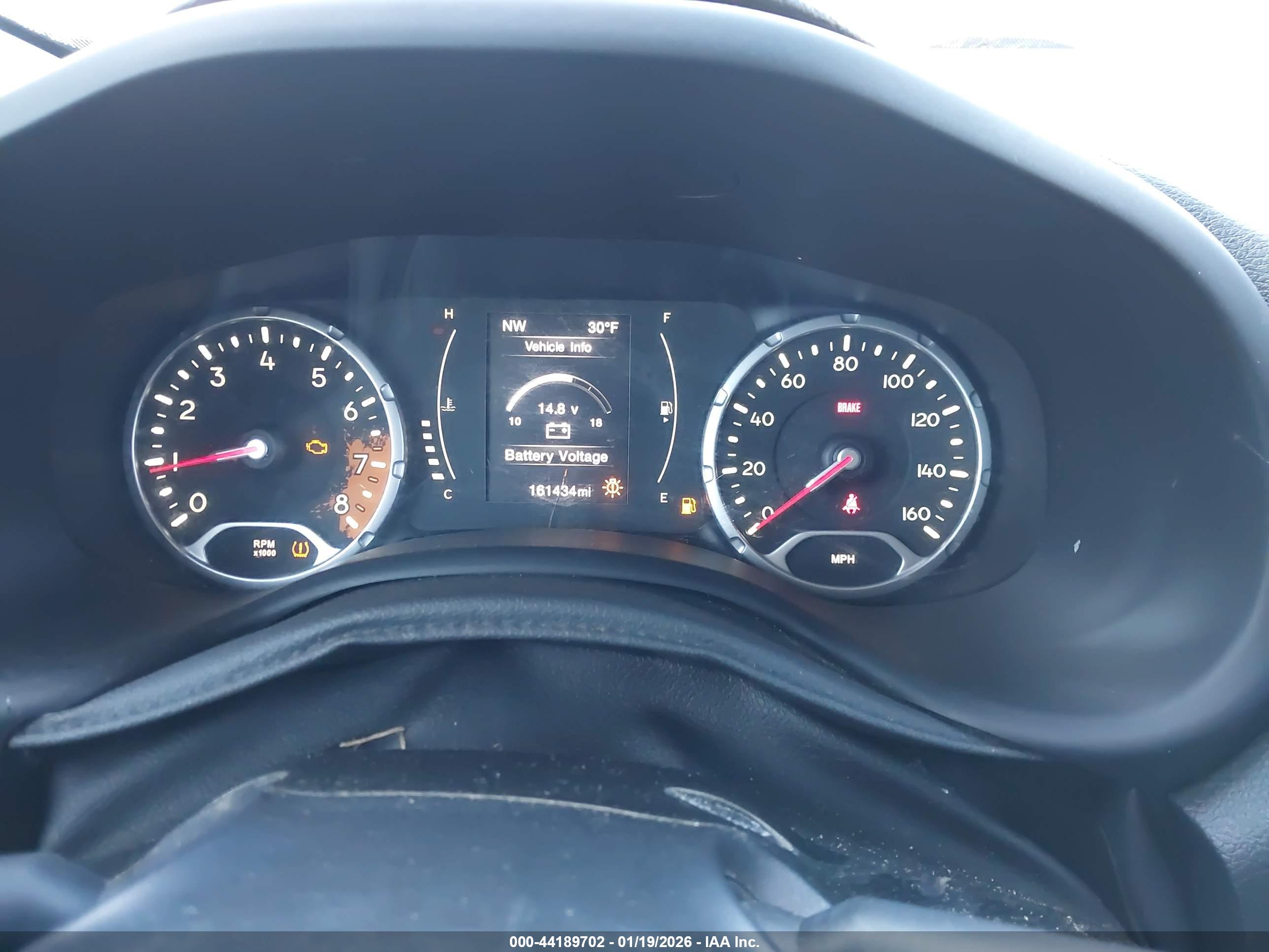 JEEP RENEGADE image 7