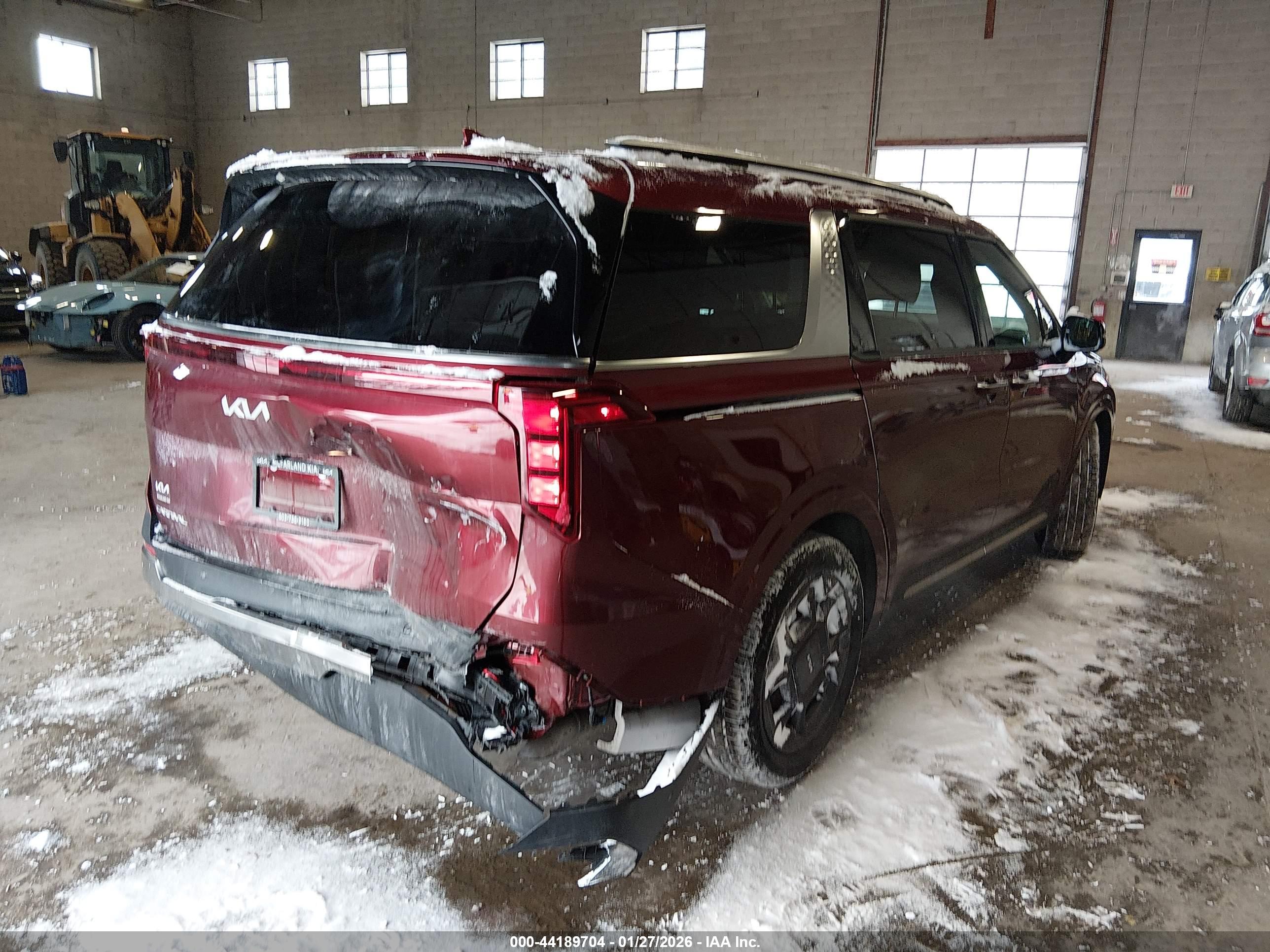 KIA CARNIVAL image 4
