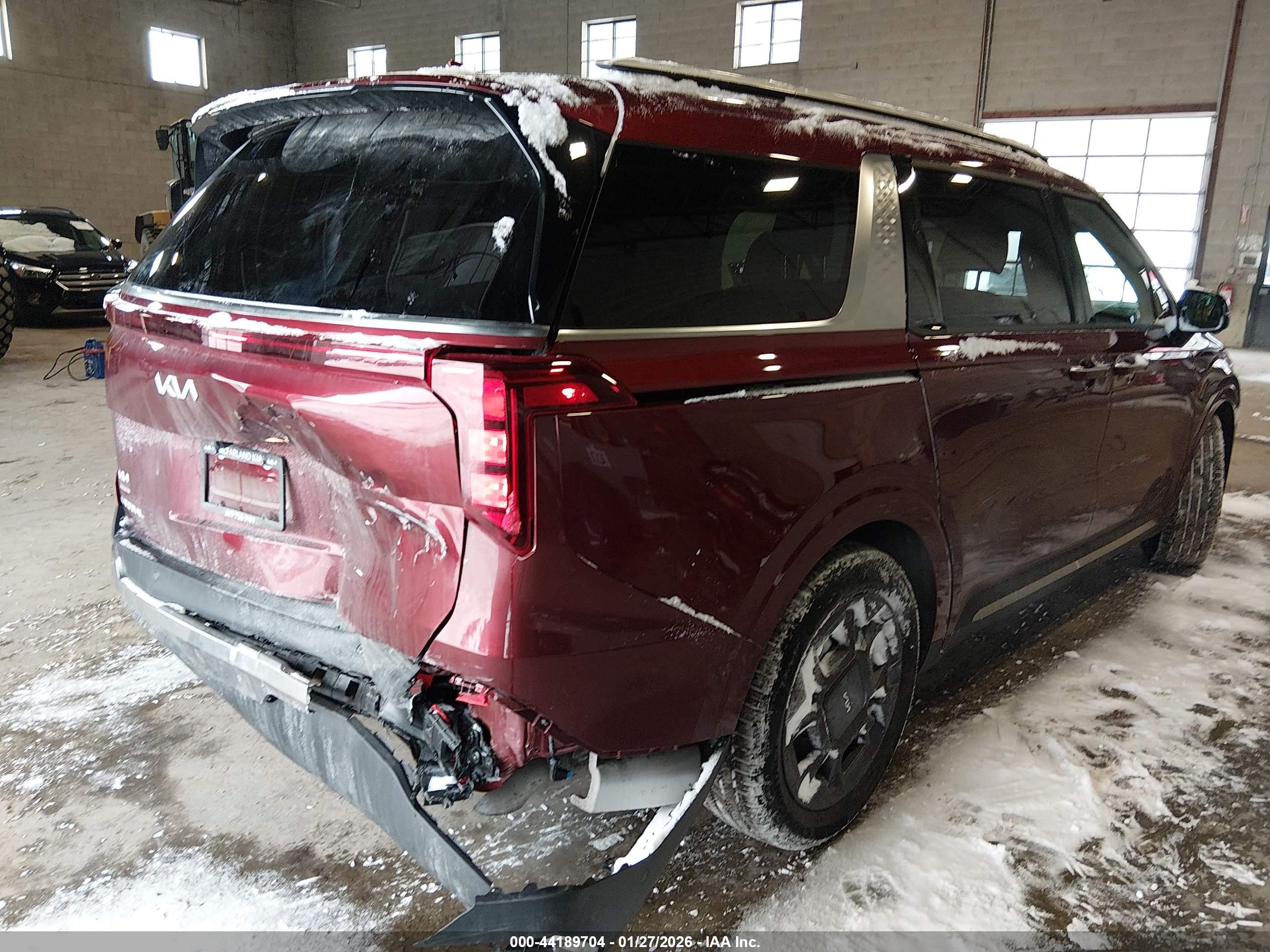 KIA CARNIVAL image 6