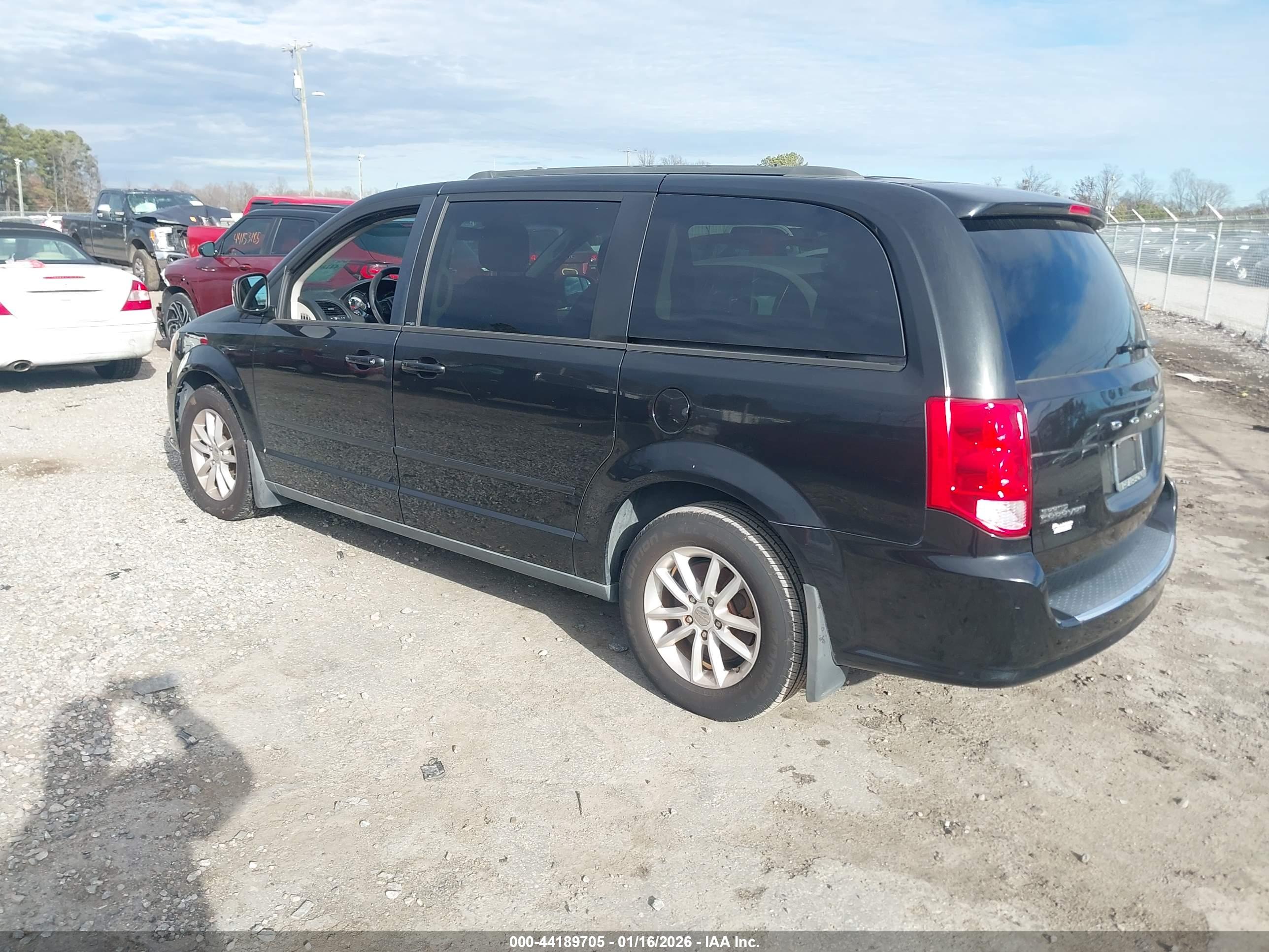 DODGE GRAND image 3