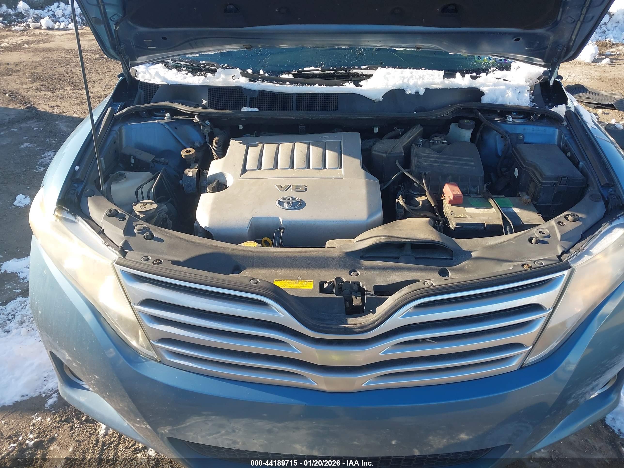 TOYOTA VENZA image 10