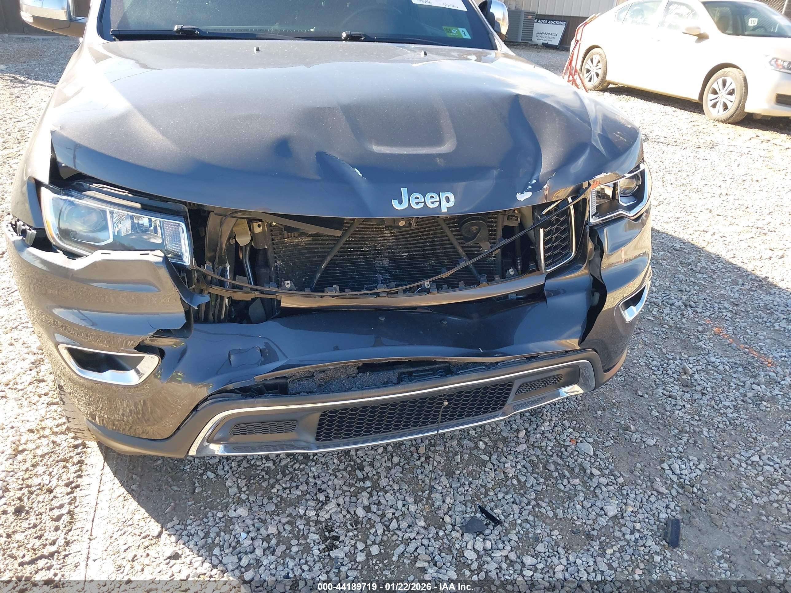 JEEP GRAND image 6