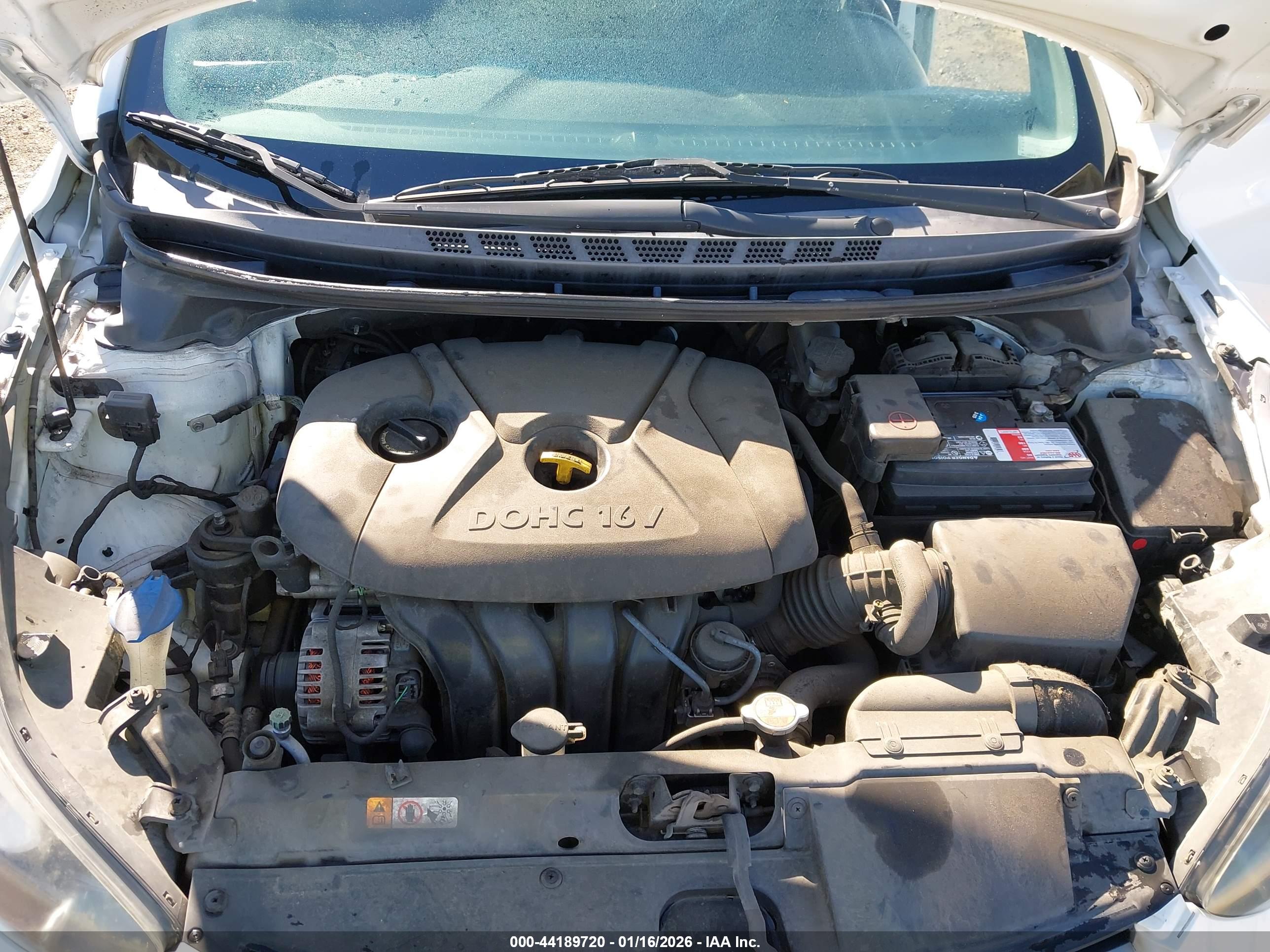 HYUNDAI ELANTRA image 10