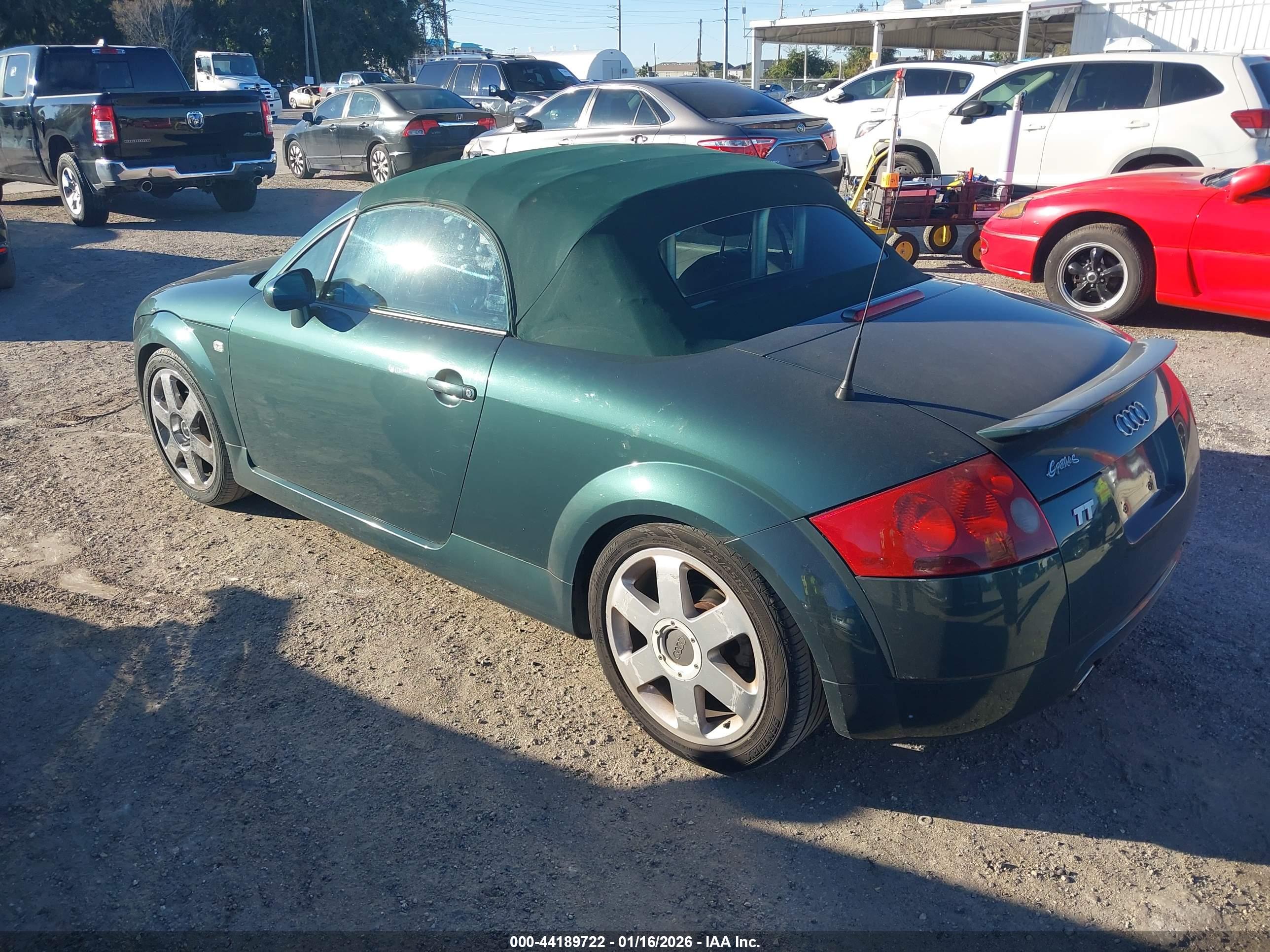 AUDI TT image 3