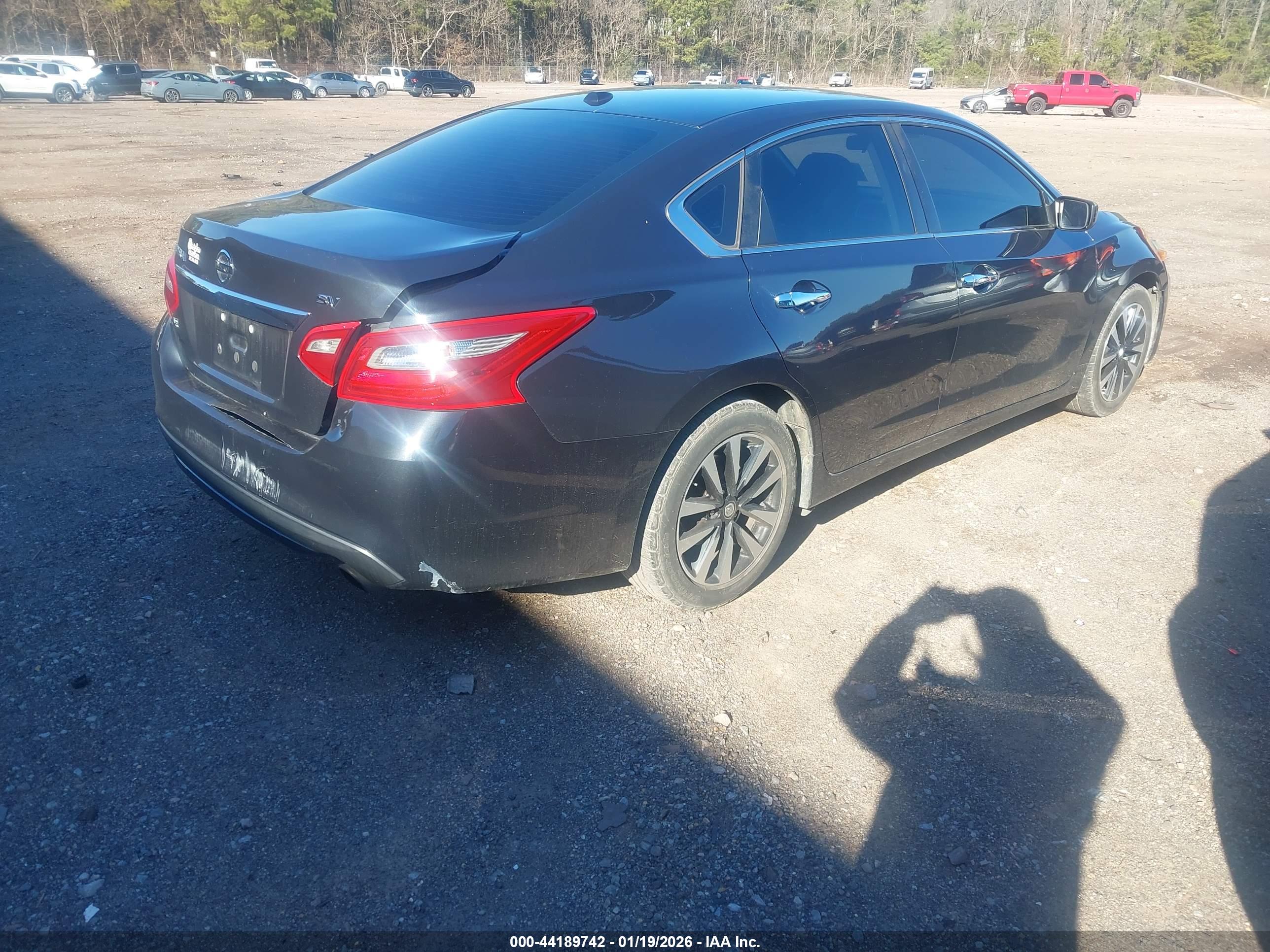 NISSAN ALTIMA image 4
