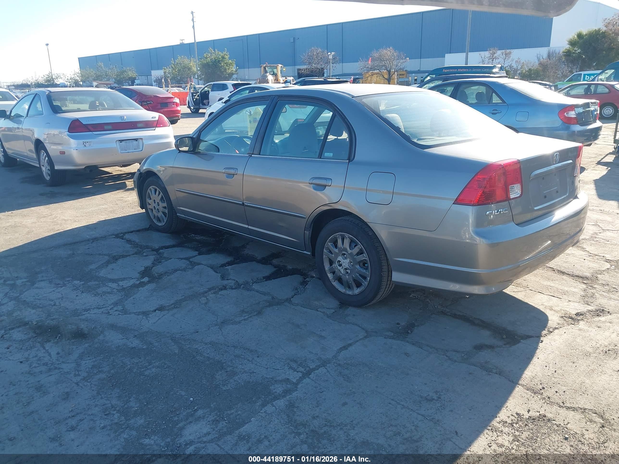 HONDA CIVIC image 3