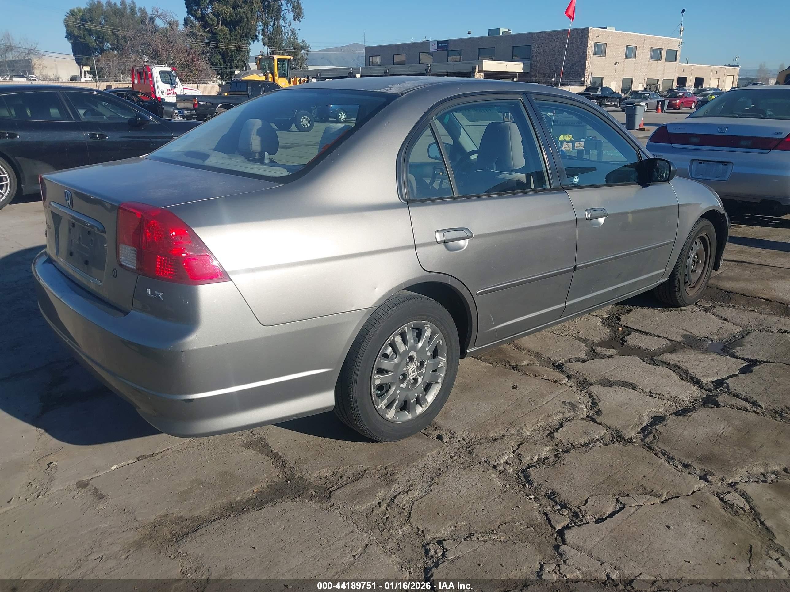 HONDA CIVIC image 4