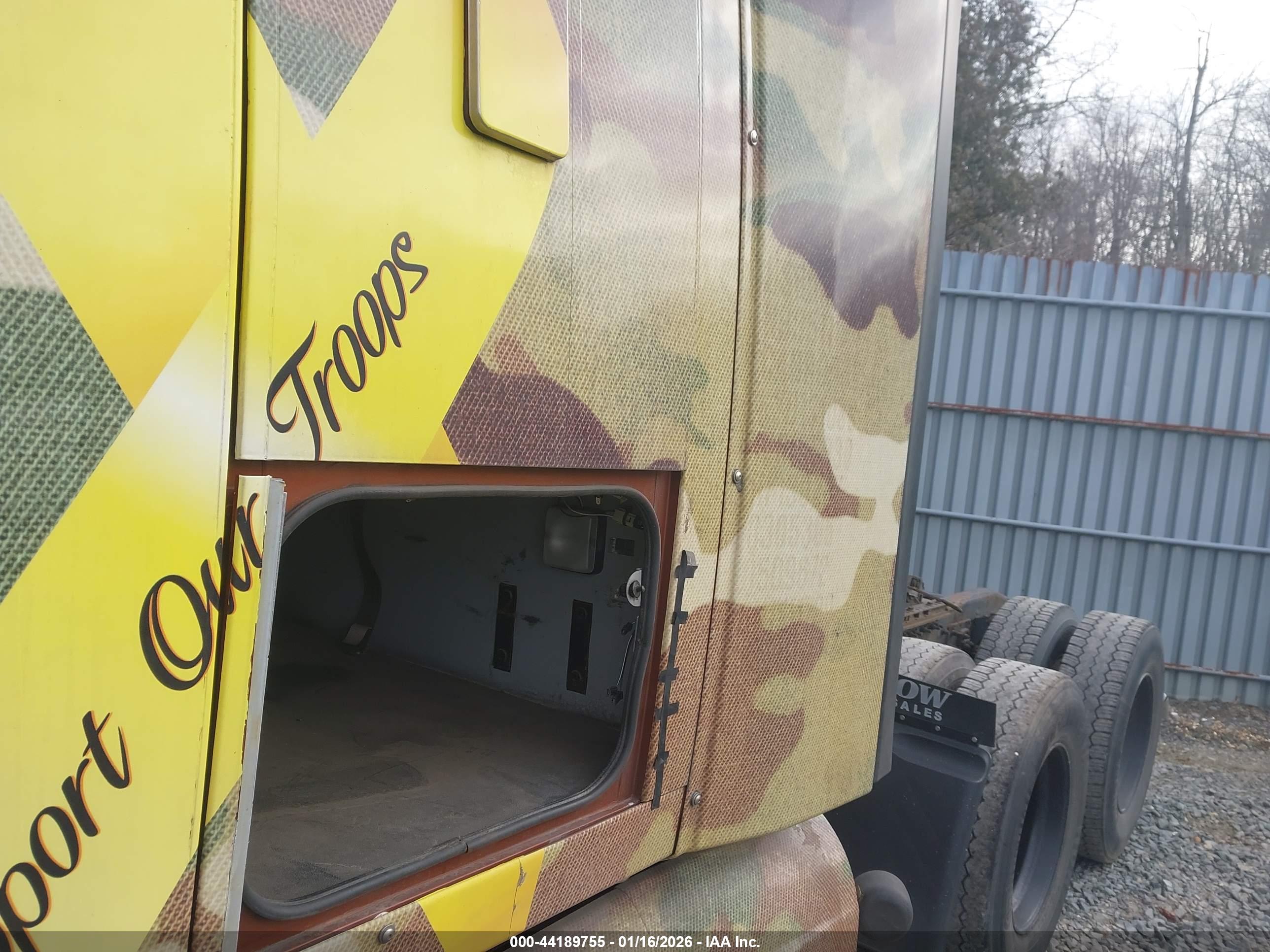WESTERN STAR image 8