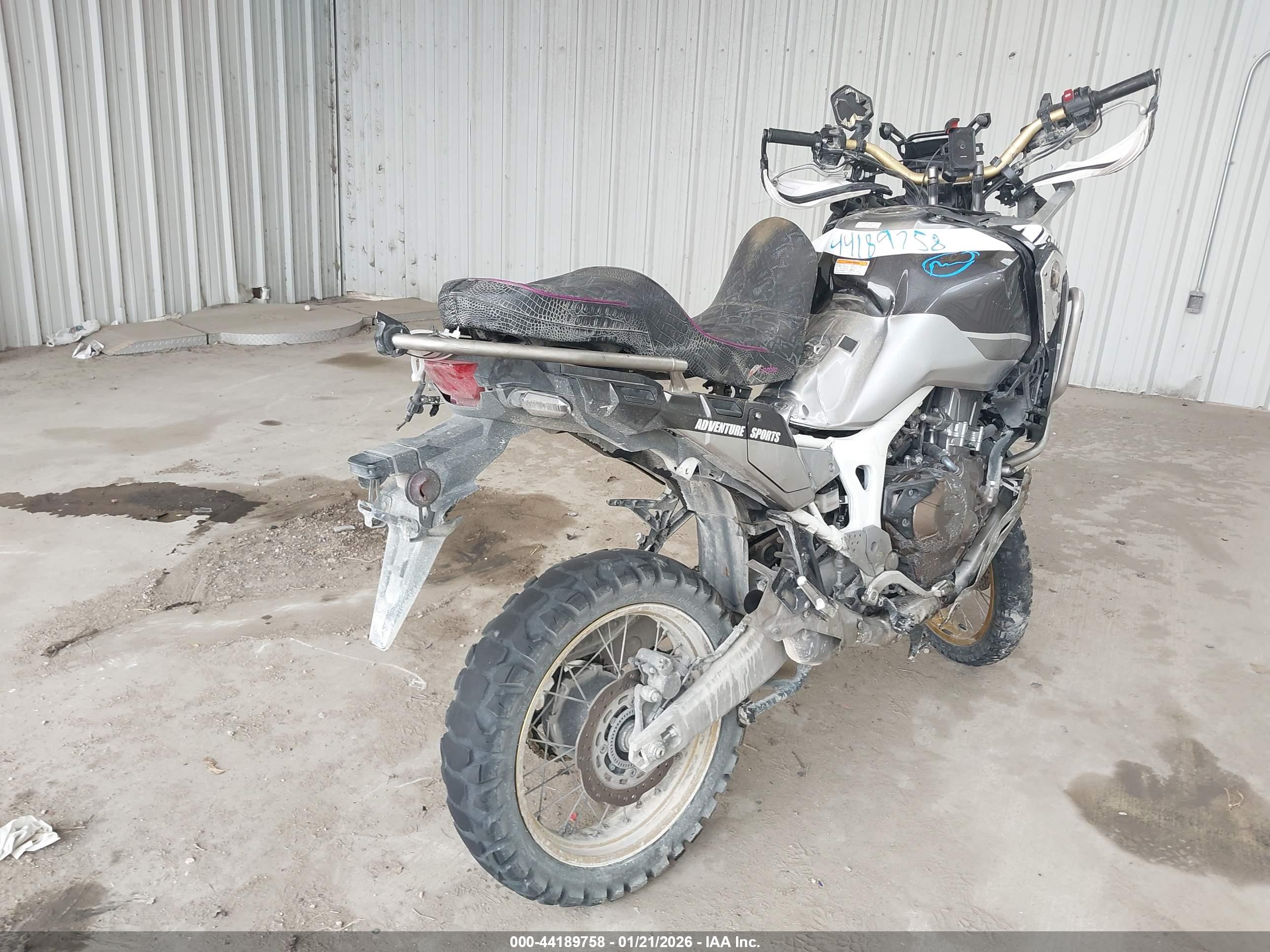 HONDA CRF1000 image 4