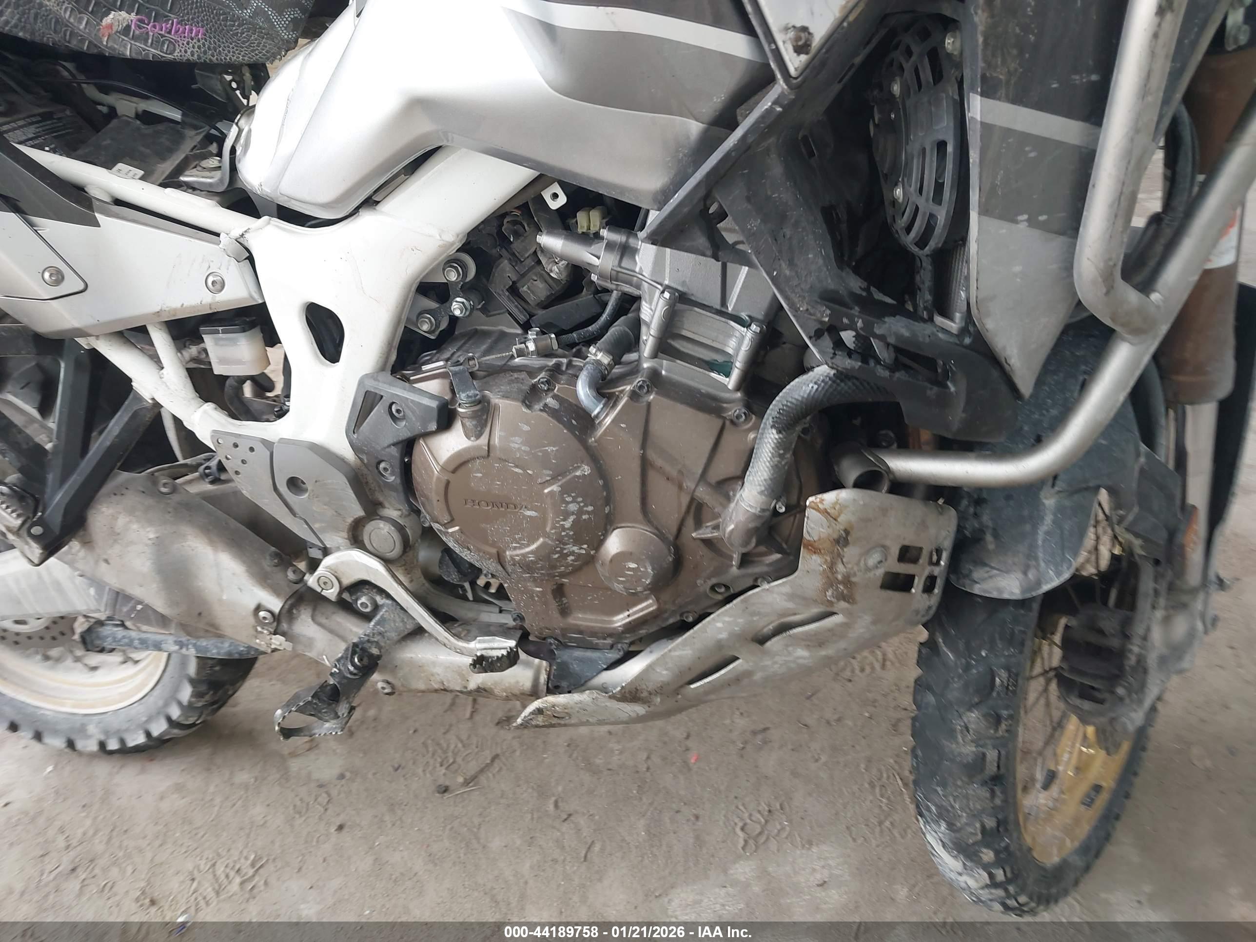 HONDA CRF1000 image 8