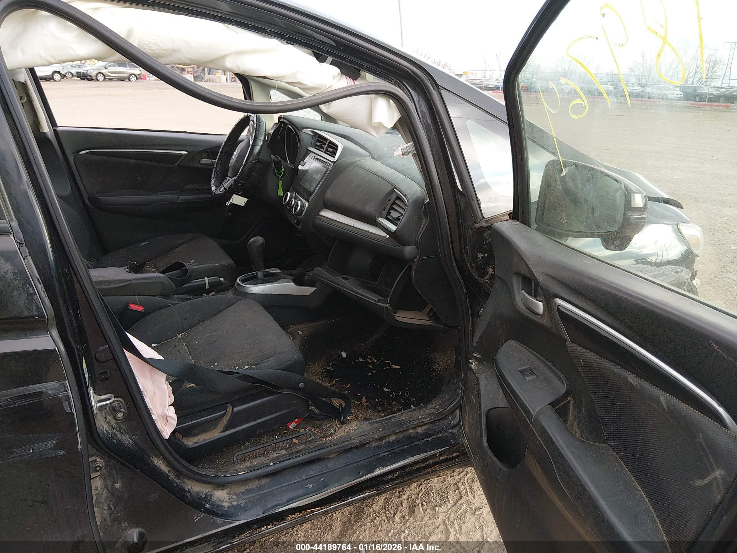 HONDA FIT image 5