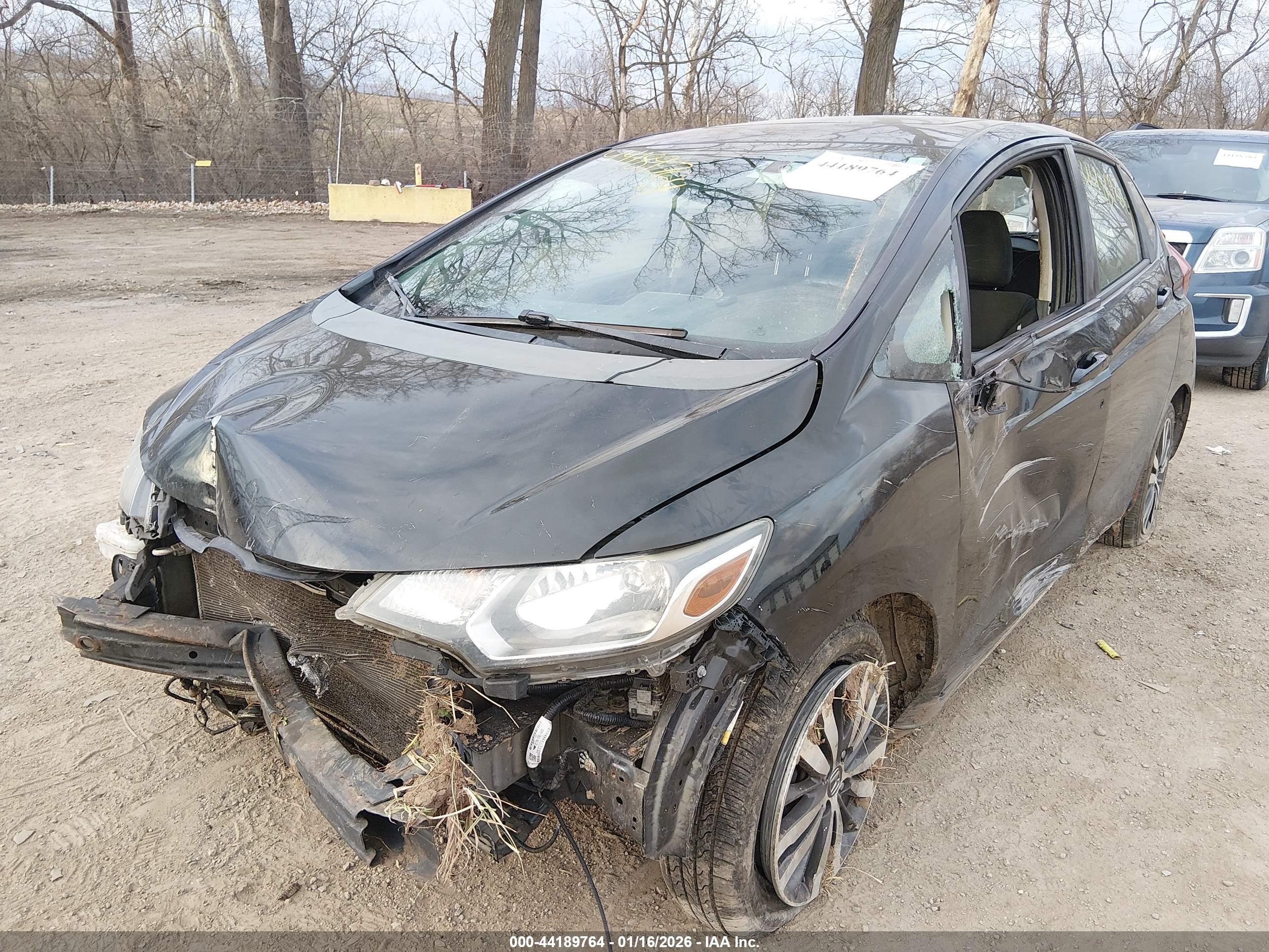 HONDA FIT image 6