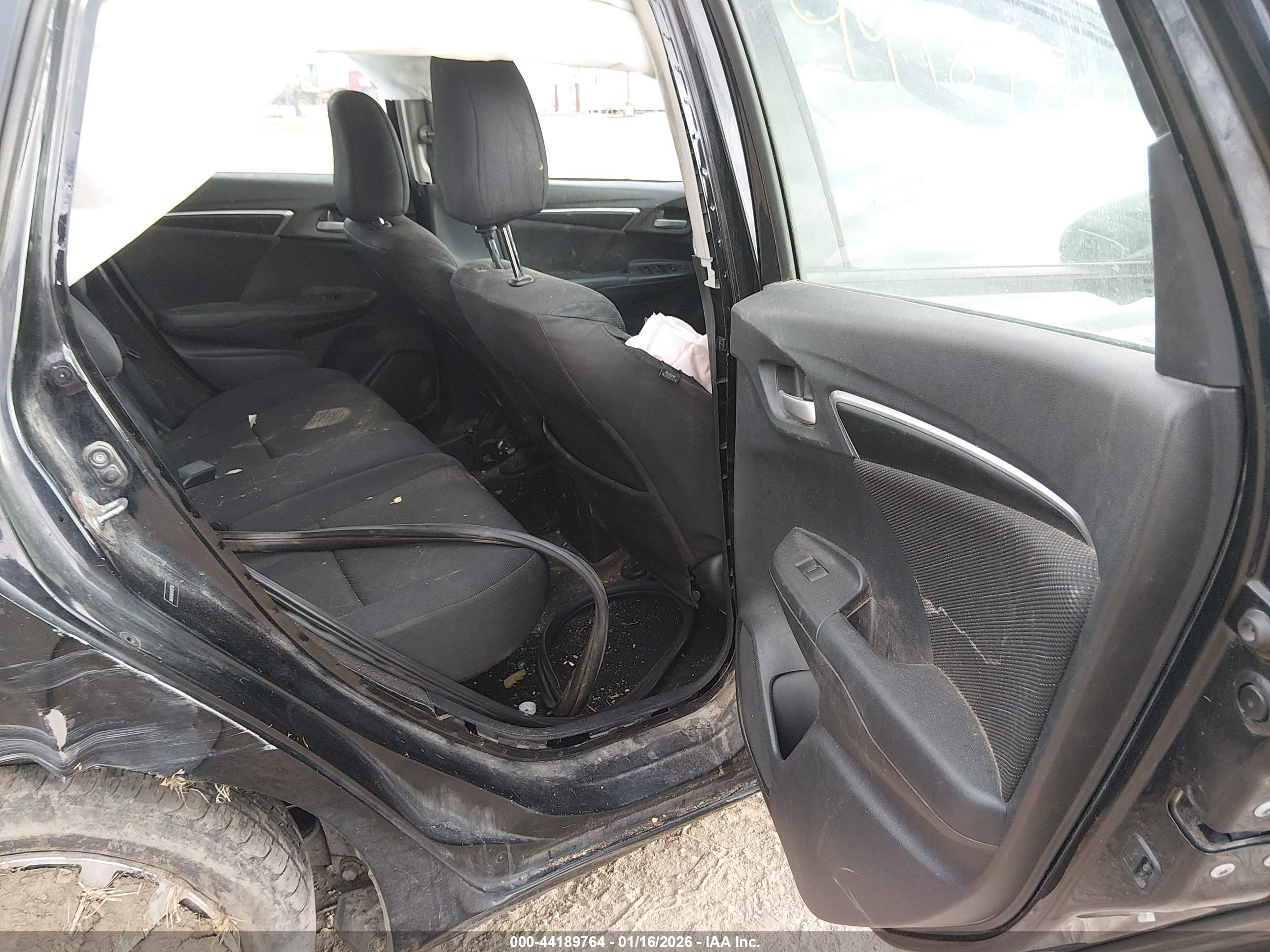HONDA FIT image 8