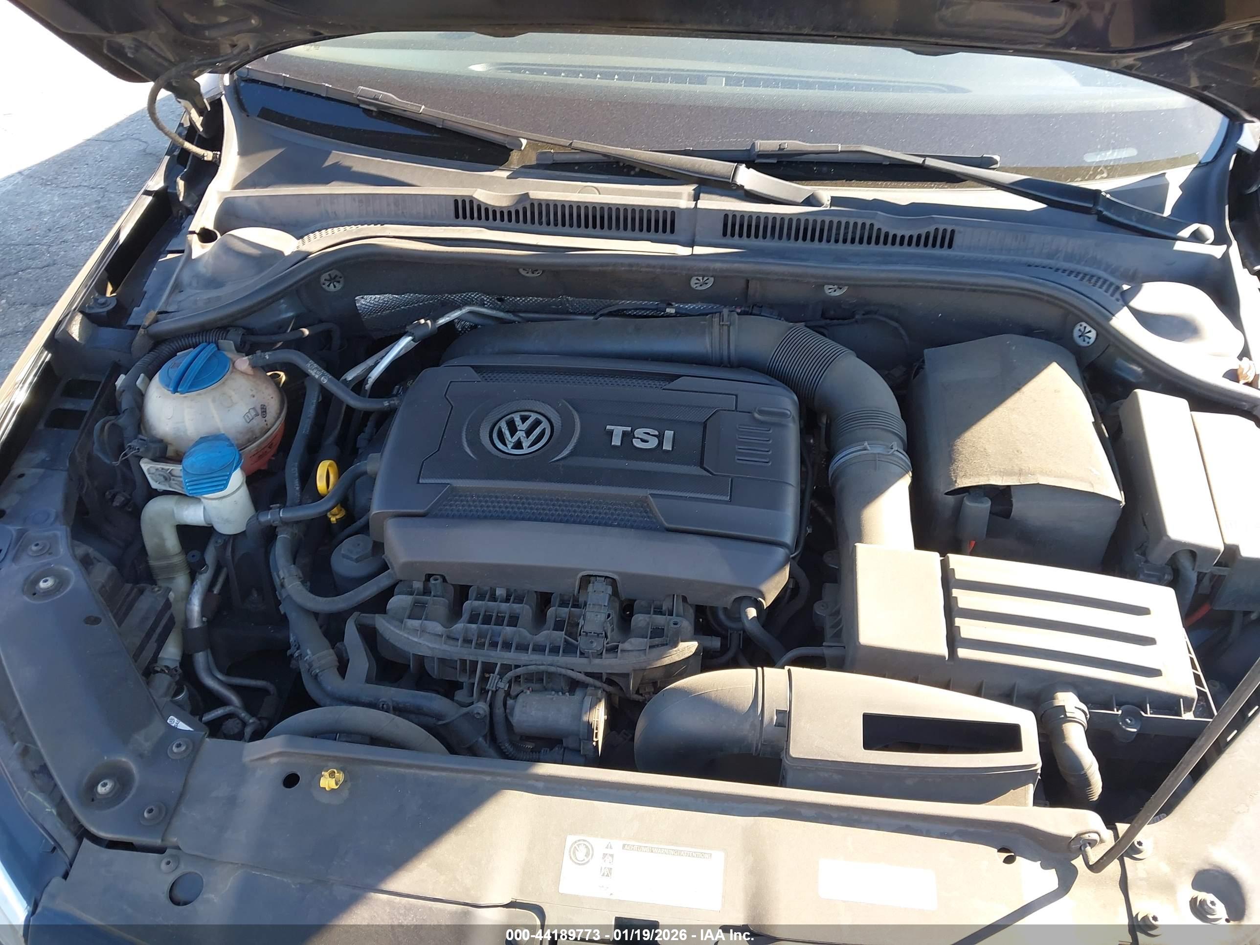 VOLKSWAGEN JETTA image 10