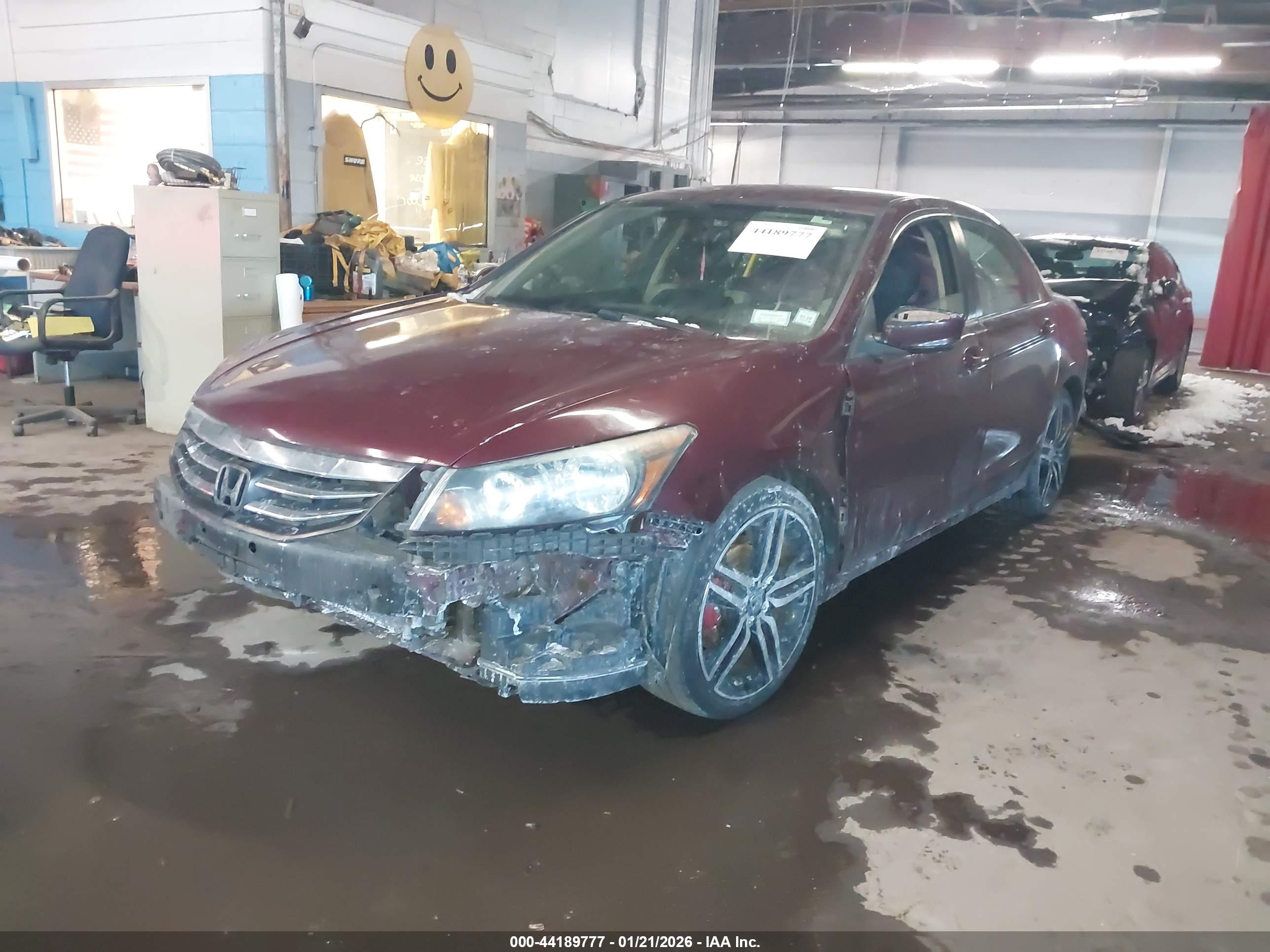 HONDA ACCORD image 2
