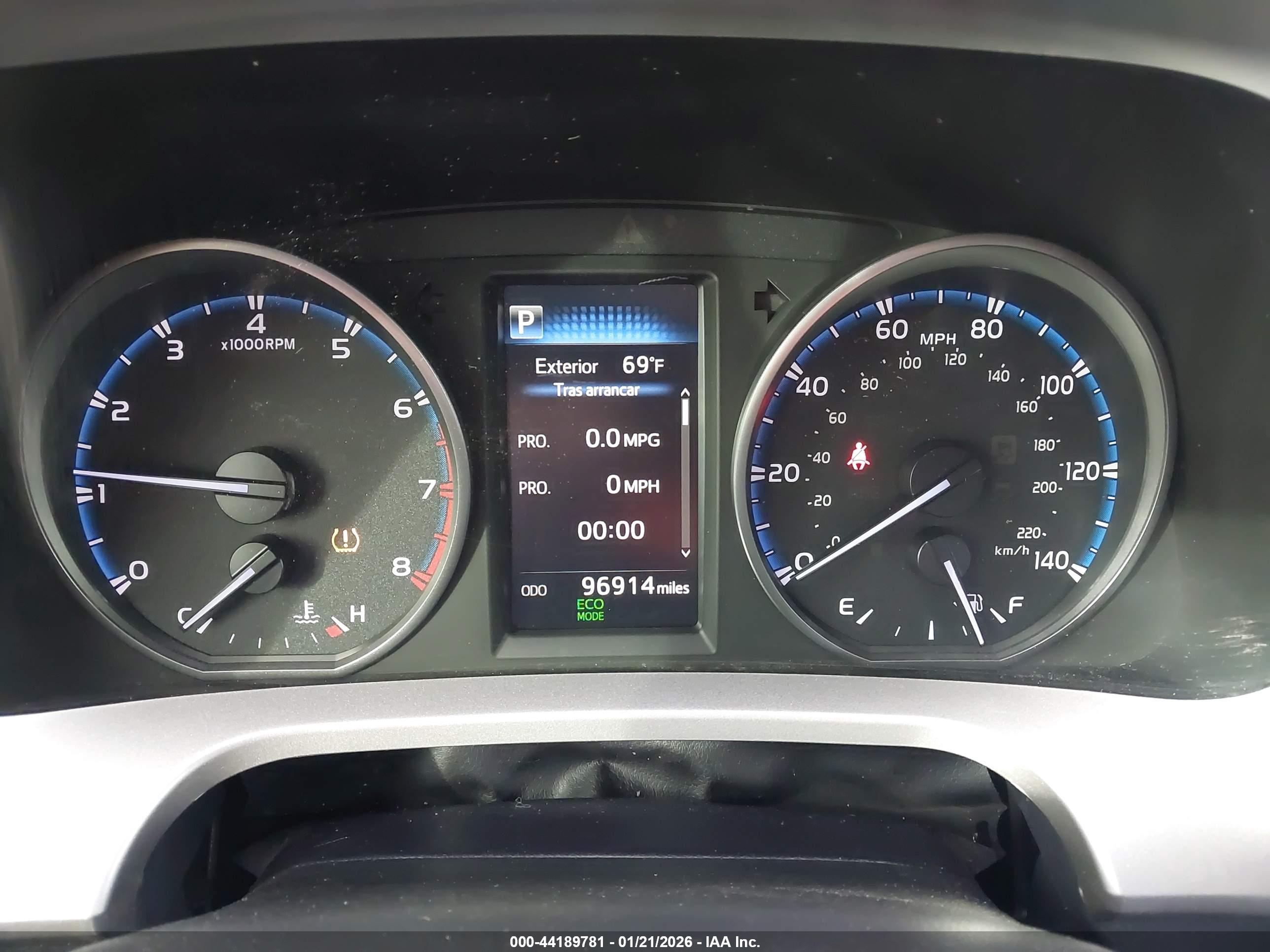 TOYOTA RAV4 image 7