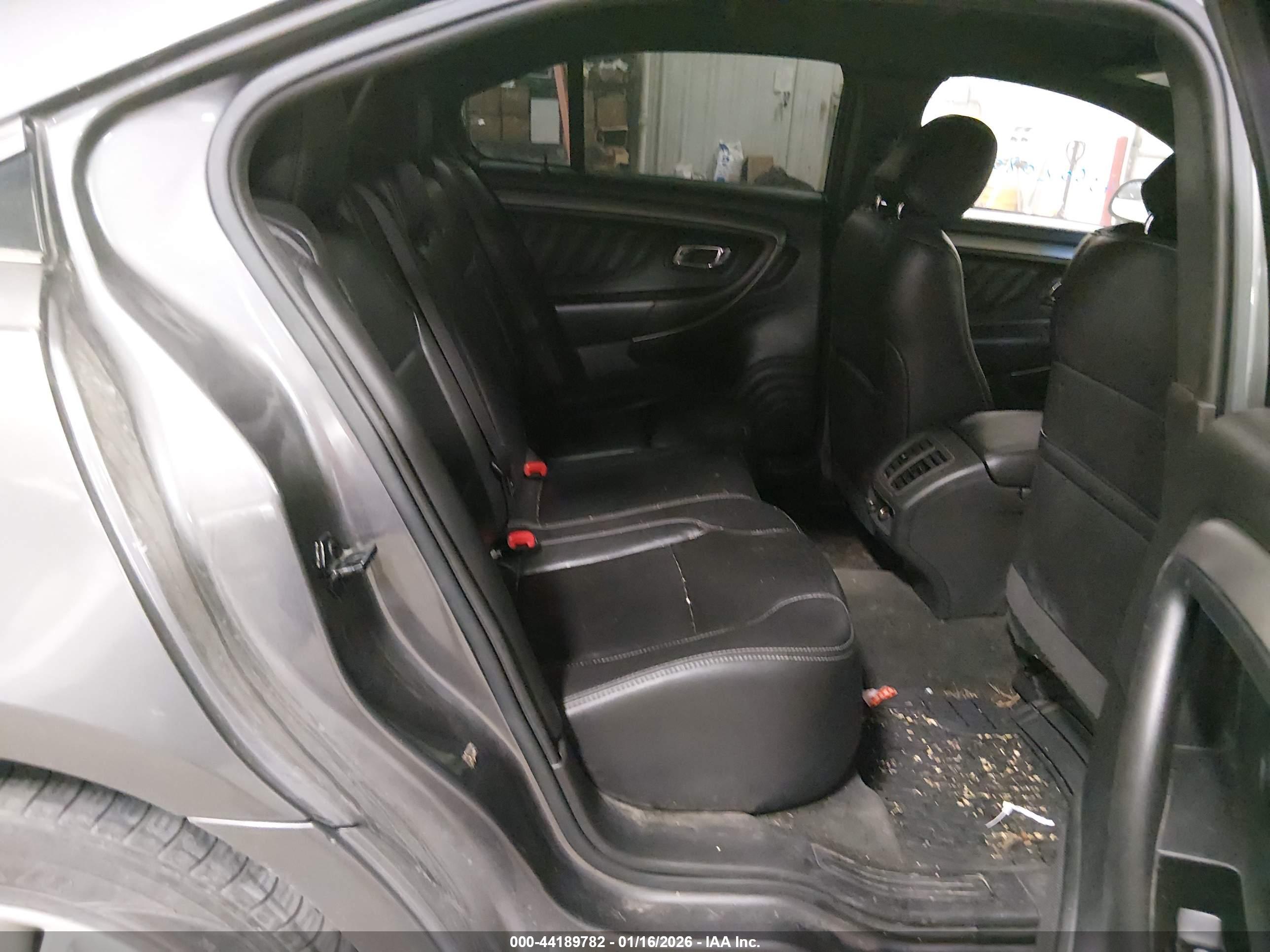 FORD TAURUS image 8