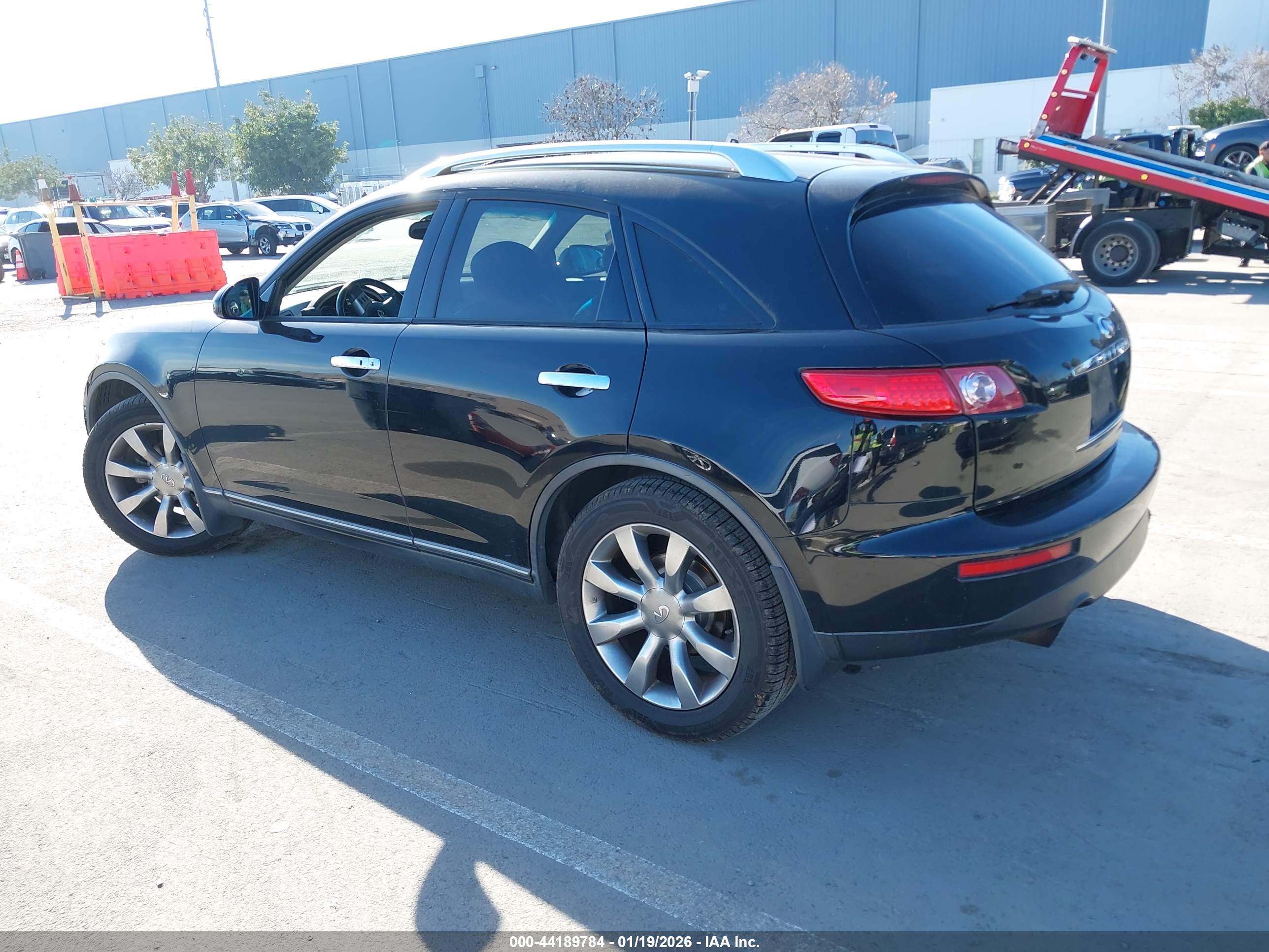 INFINITI FX45 image 3