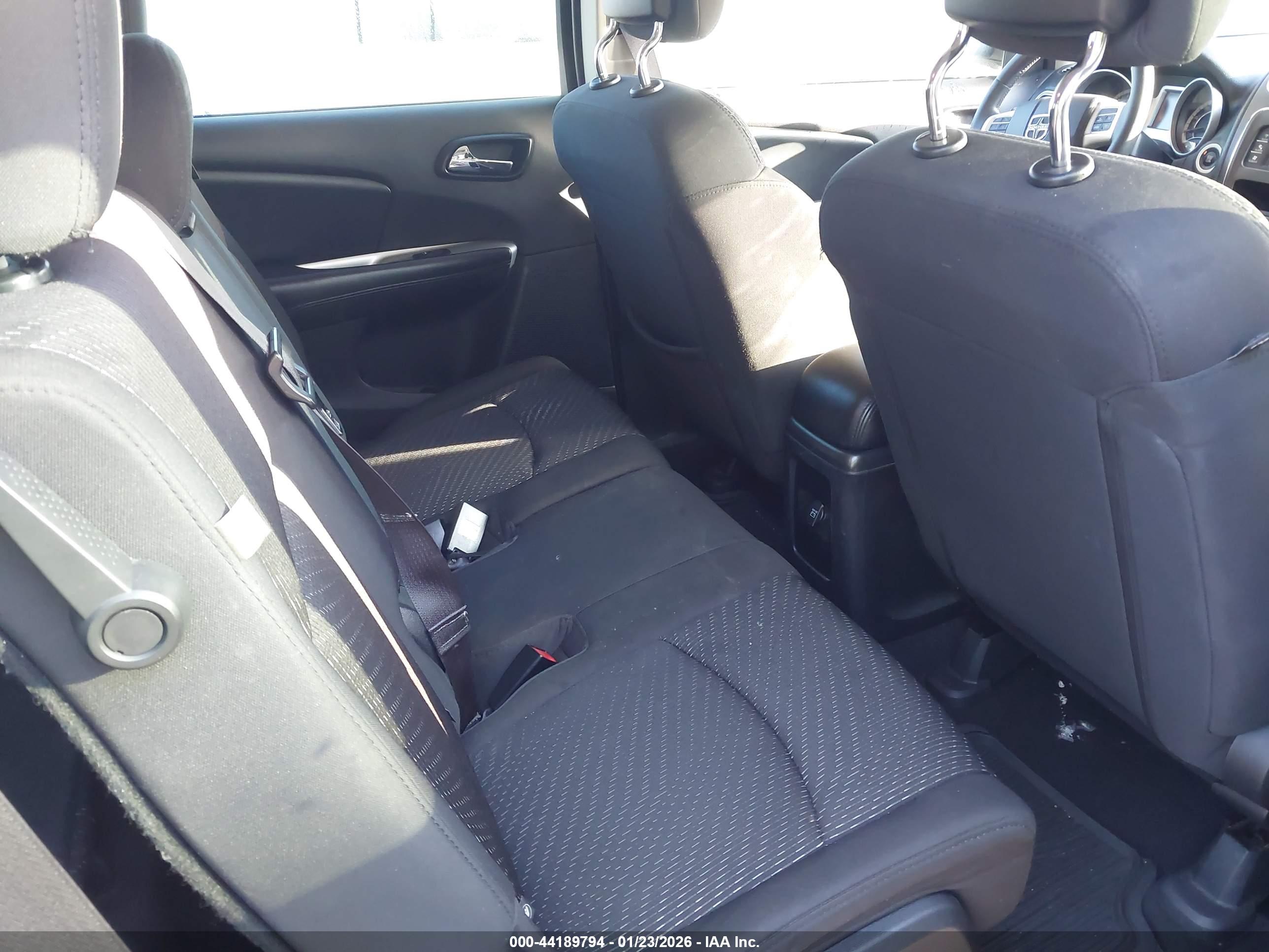 DODGE JOURNEY image 8