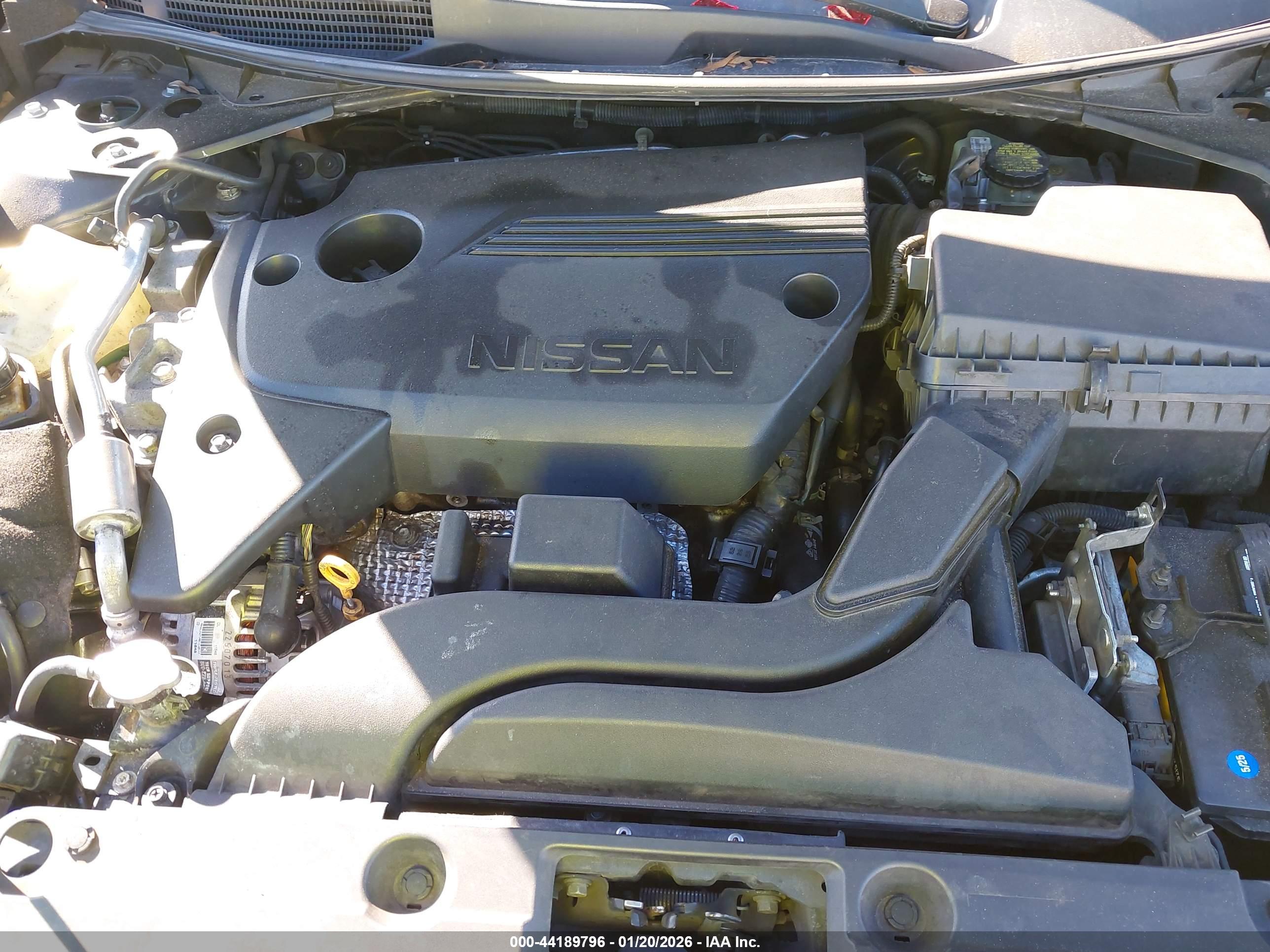 NISSAN ALTIMA image 10