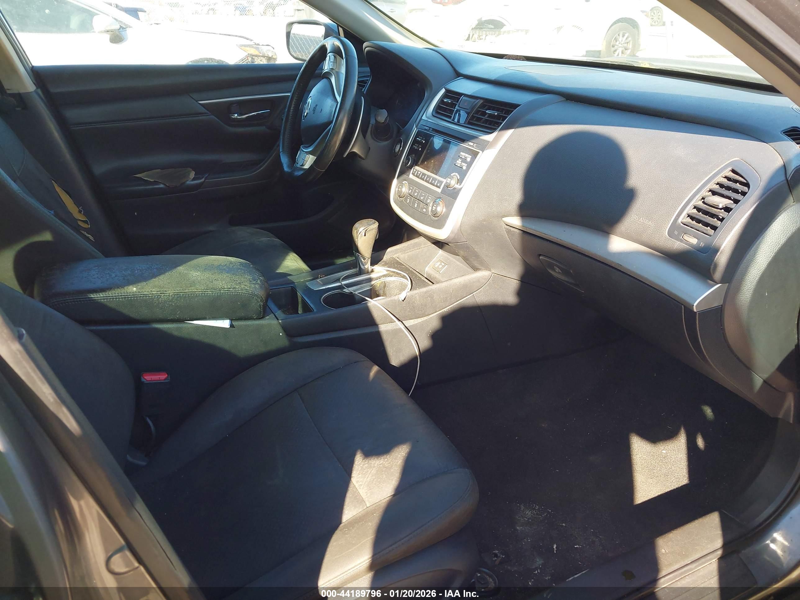 NISSAN ALTIMA image 5