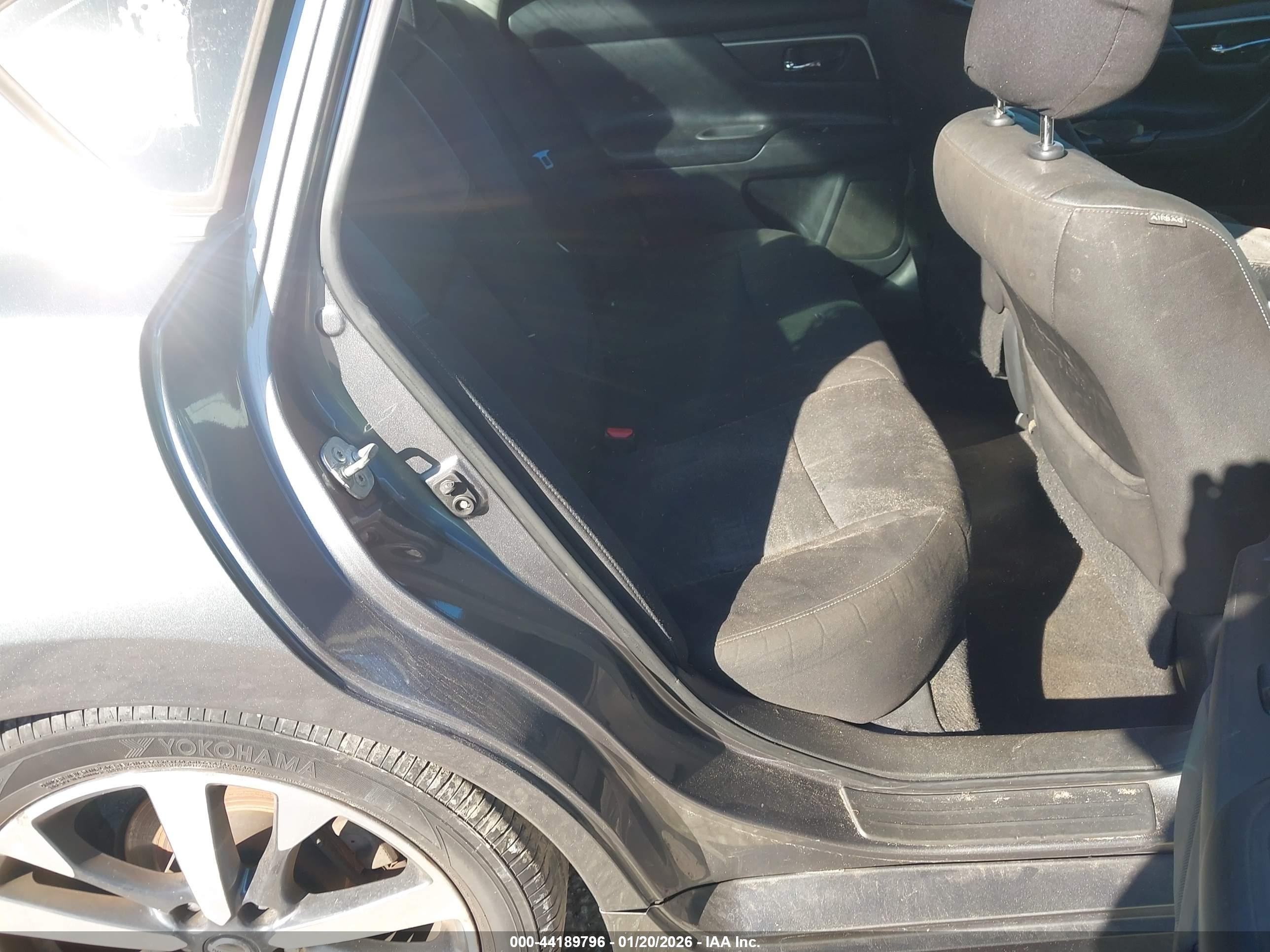 NISSAN ALTIMA image 8