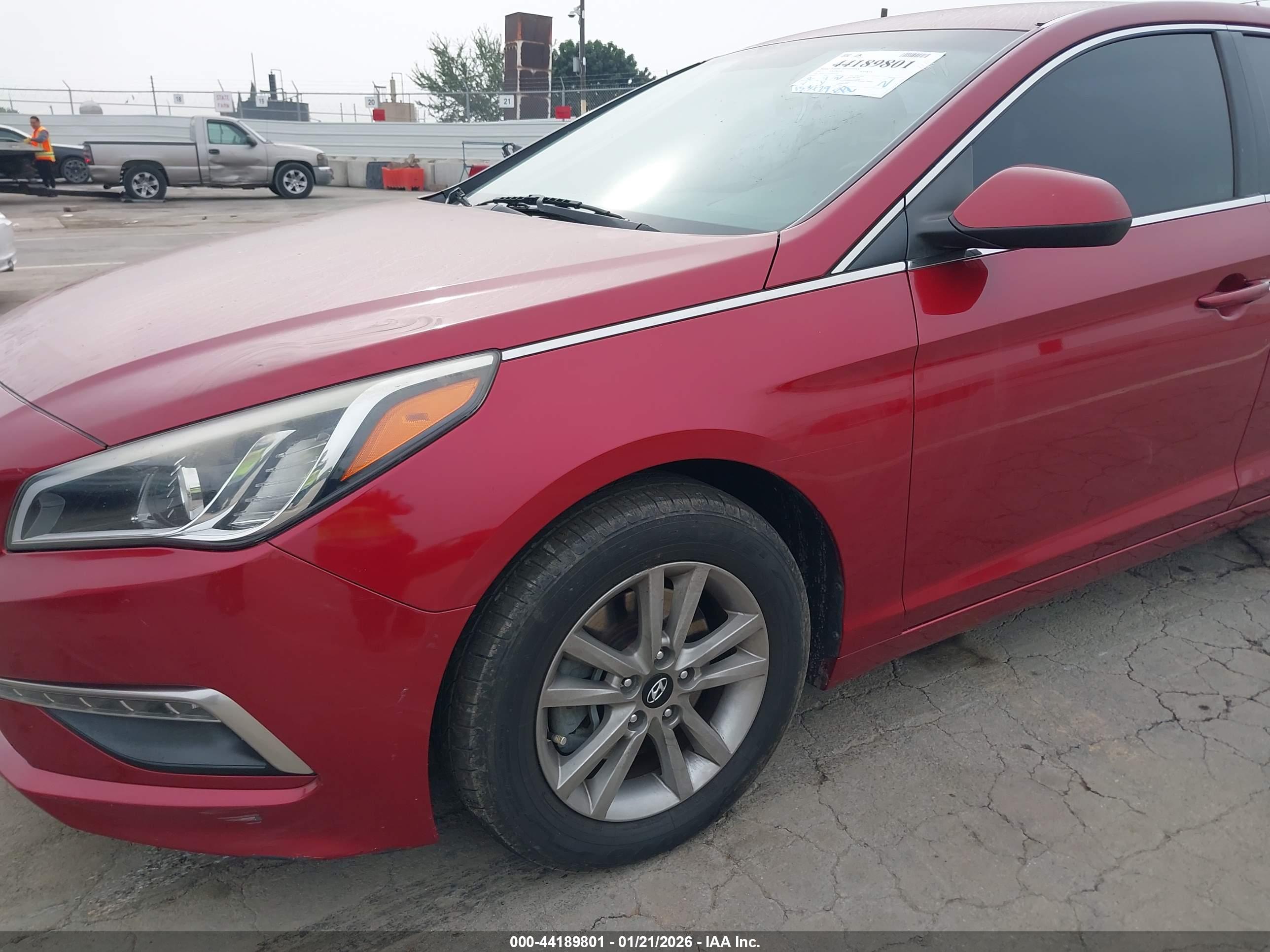 HYUNDAI SONATA image 6
