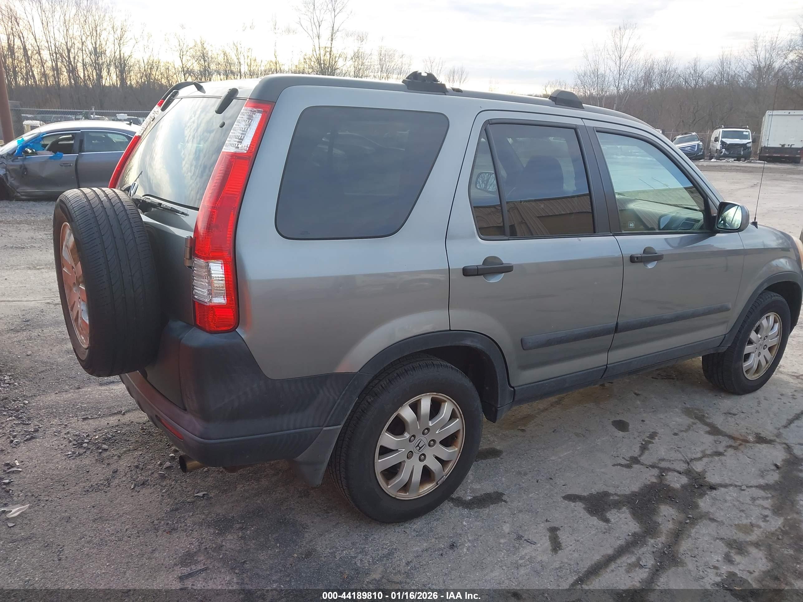 HONDA CR-V image 4