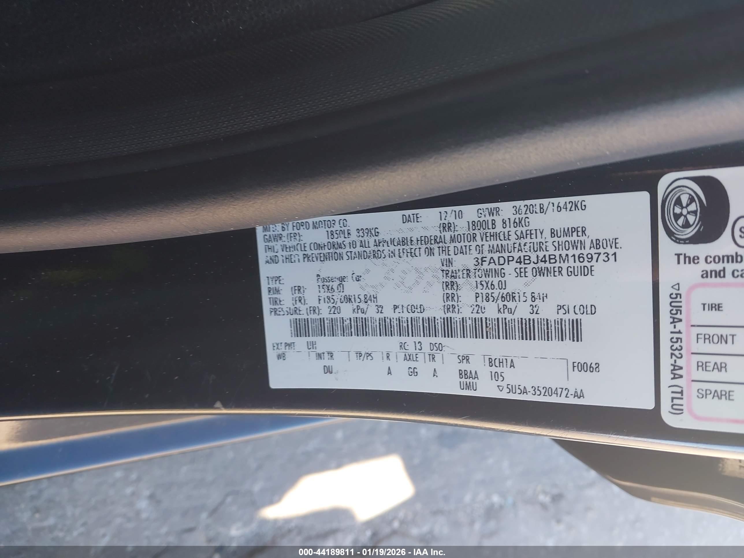FORD FIESTA image 9