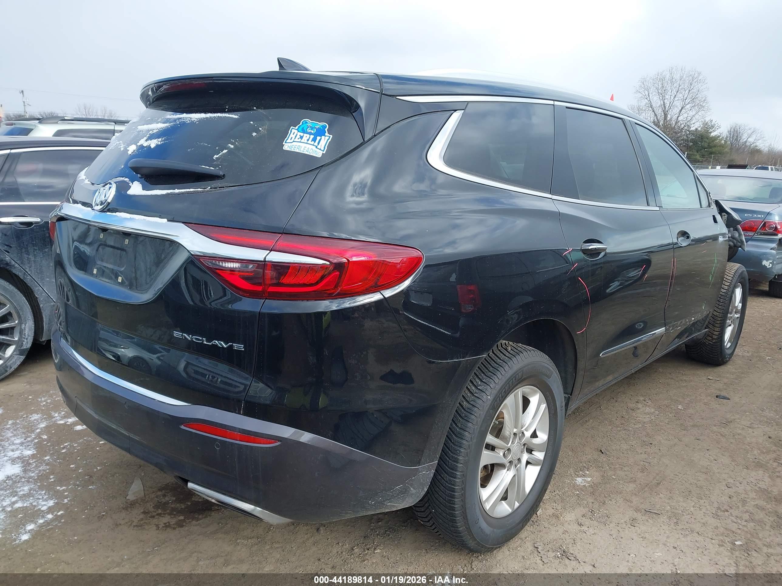 BUICK ENCLAVE image 4